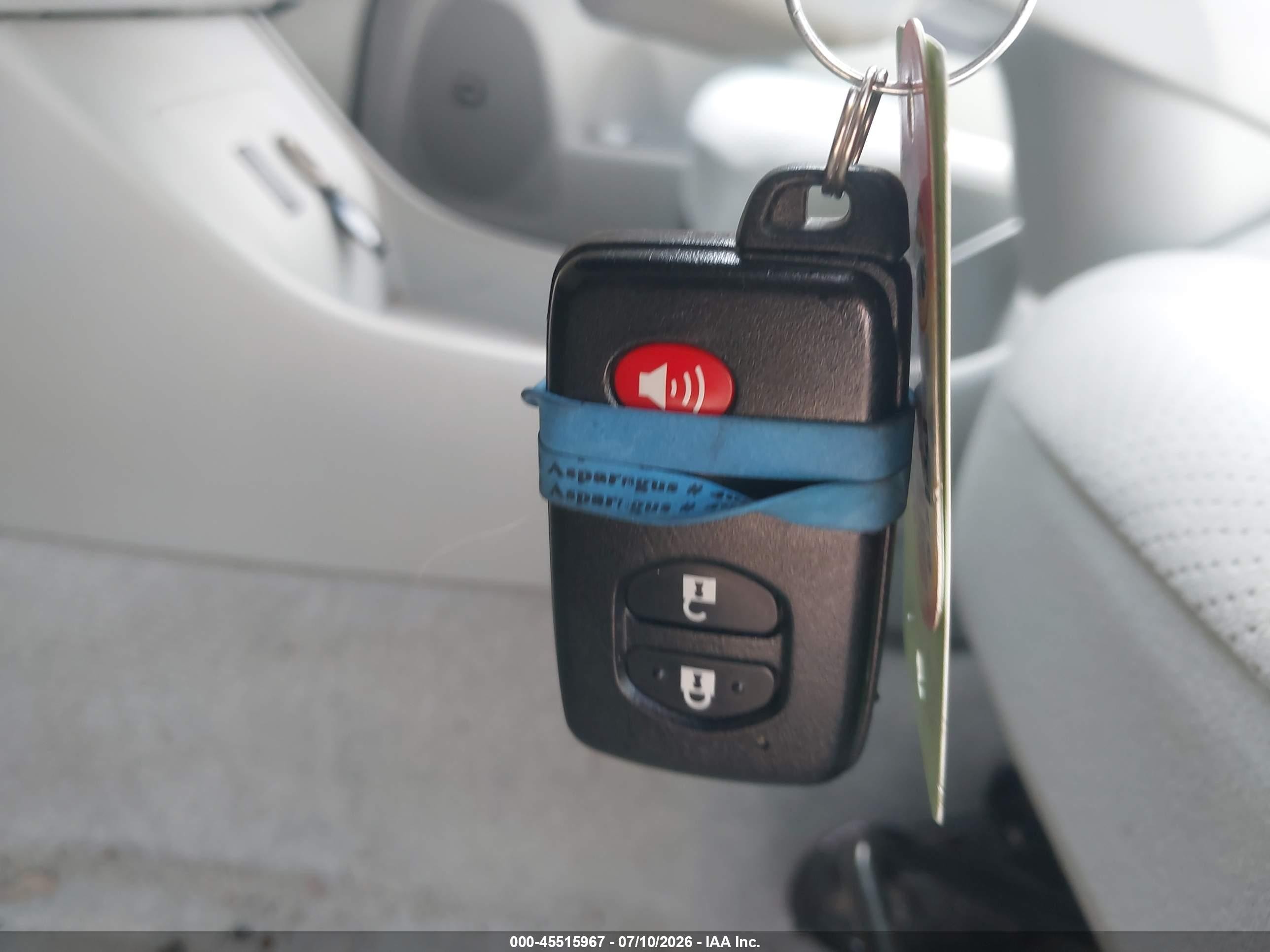 2010 Toyota Prius Iii Silver vin: JTDKN3DU8A0099788