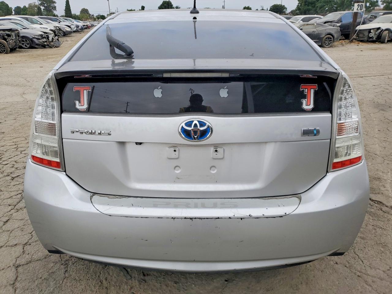 2010 Toyota Prius Iv Серебряный vin: JTDKN3DU8A0102107