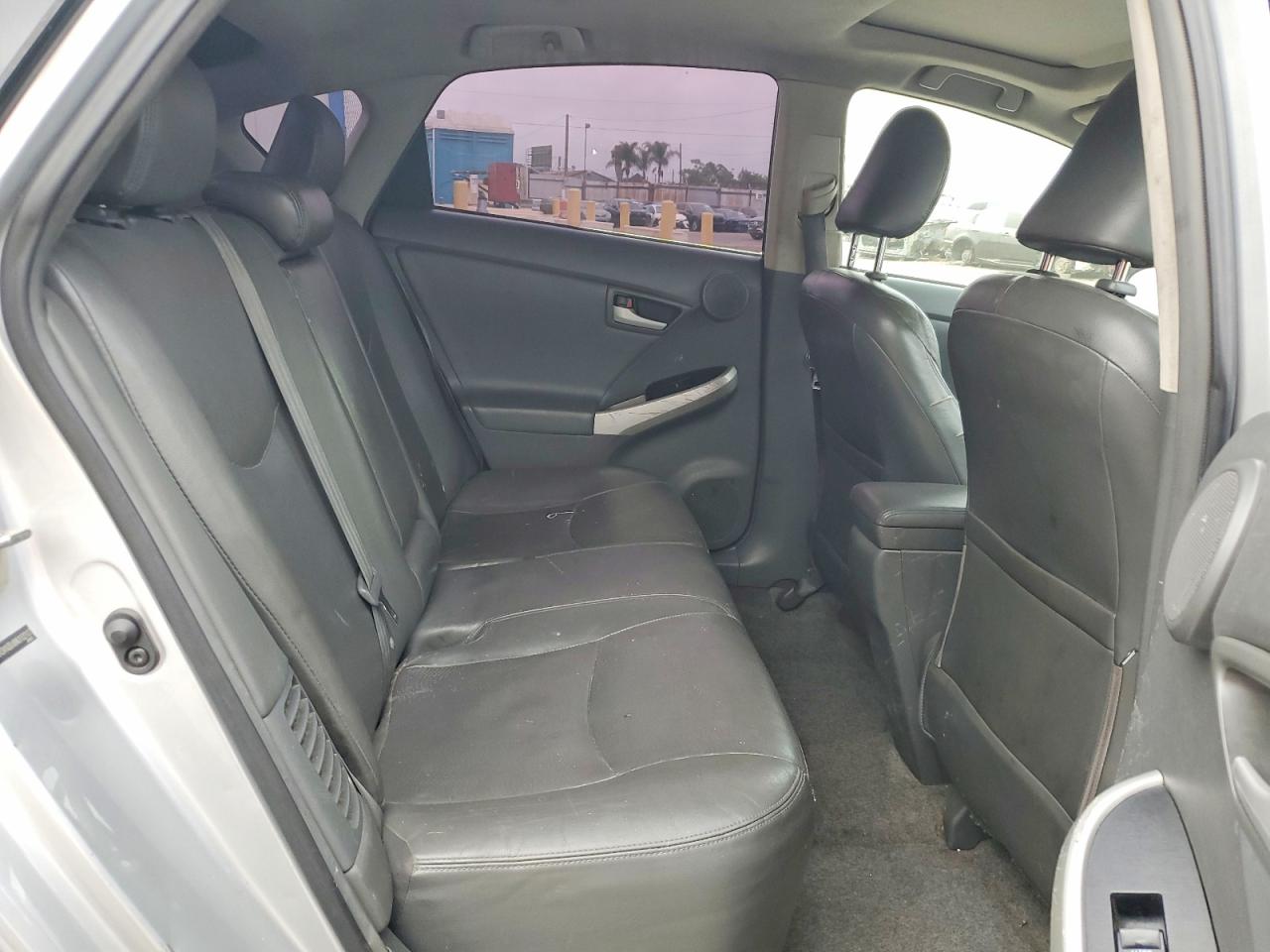 2010 Toyota Prius Iv Серебряный vin: JTDKN3DU8A0102107