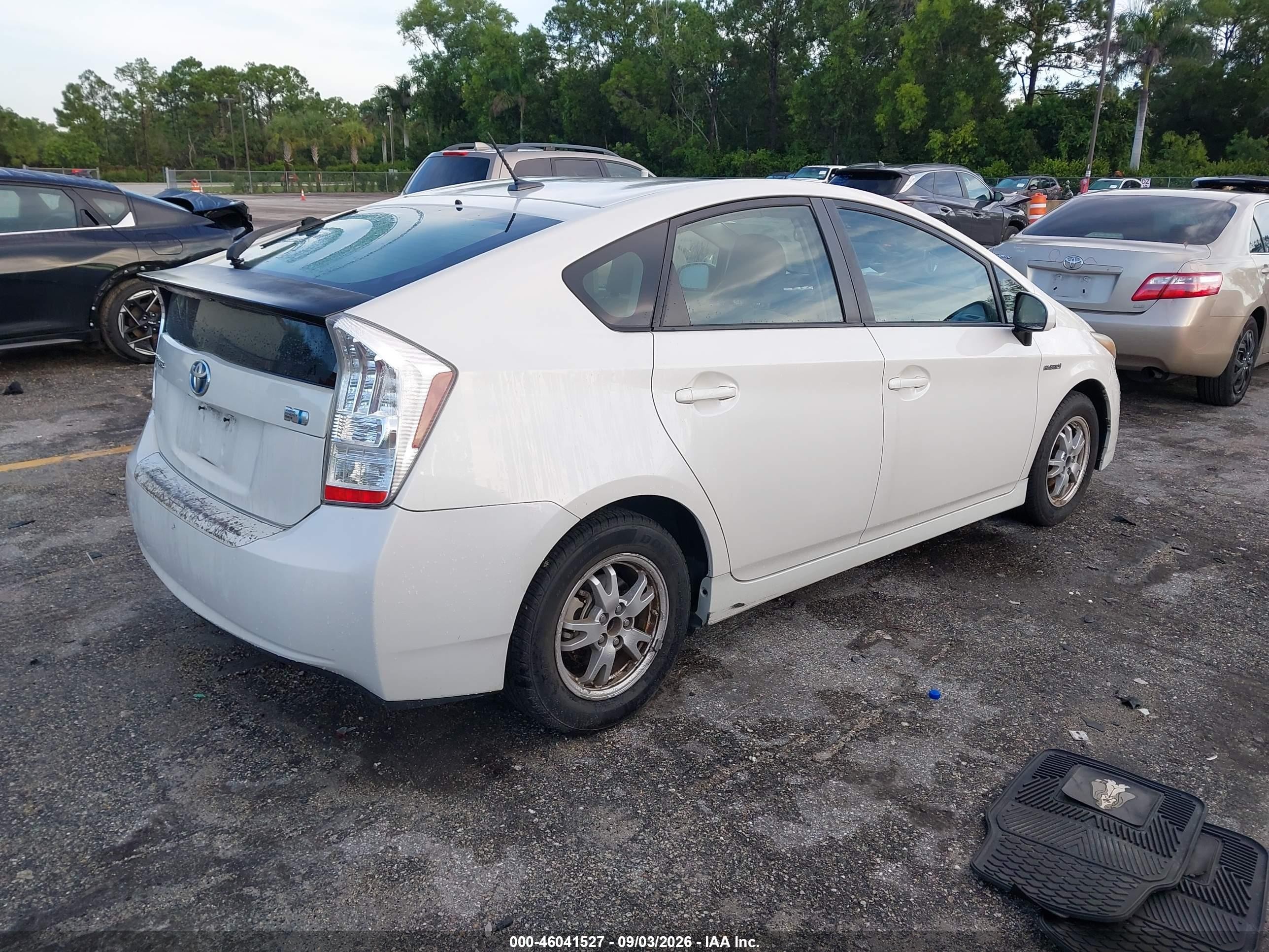 2010 Toyota Prius Ii White vin: JTDKN3DU8A0189930