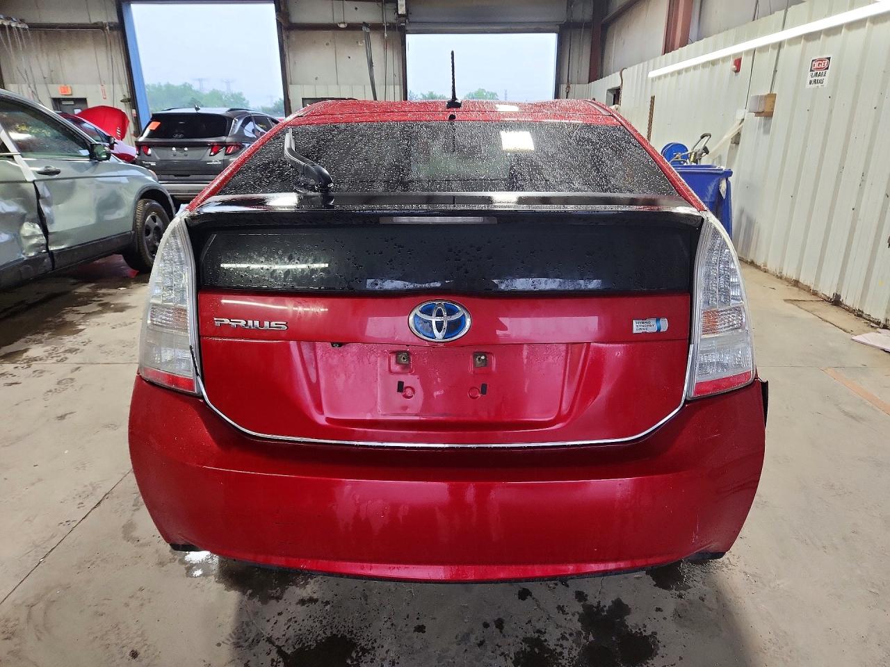 2010 Toyota Prius Iii Red vin: JTDKN3DU8A0221517