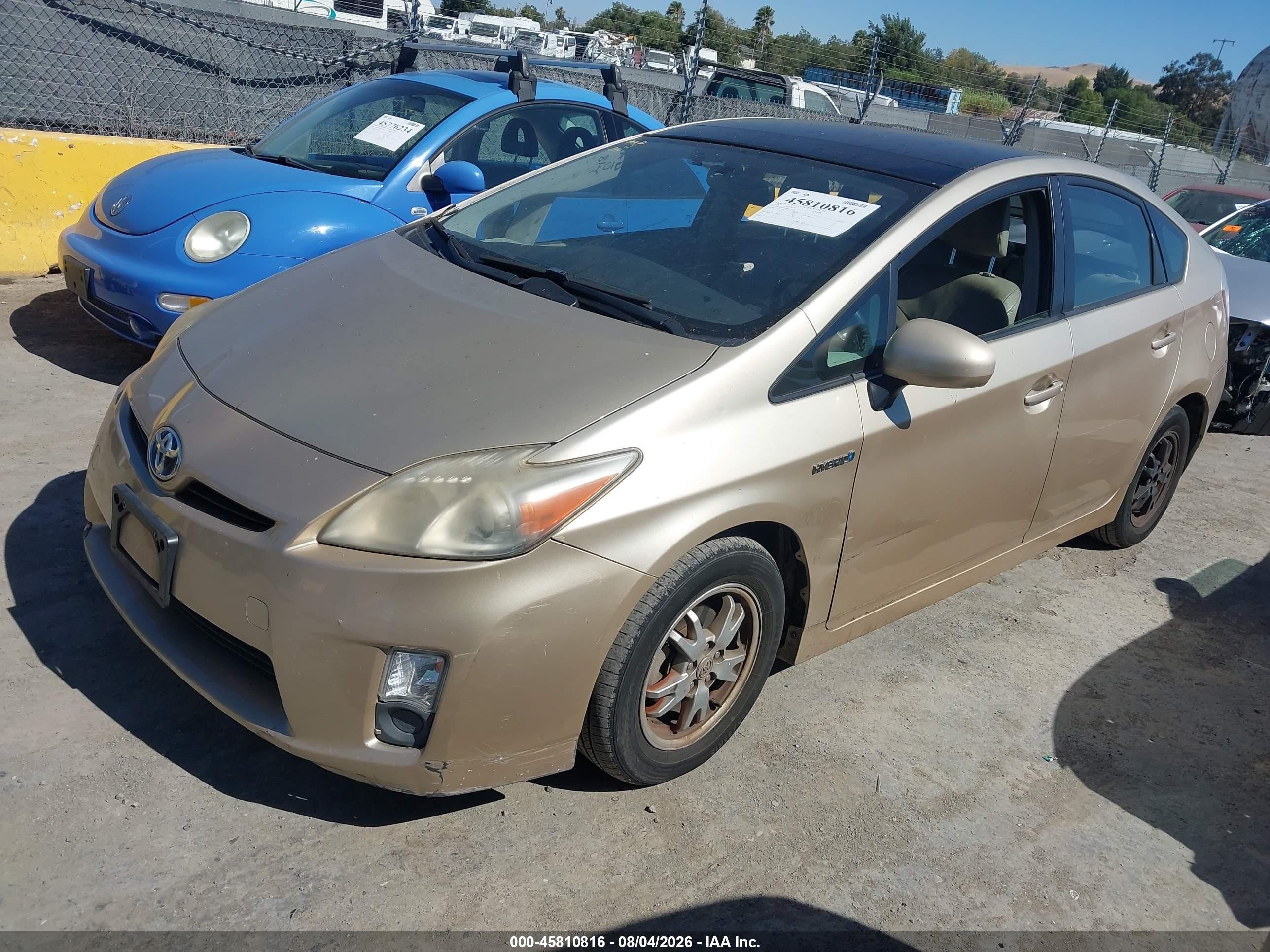 2010 Toyota Prius Iv Золотой vin: JTDKN3DU8A1071306