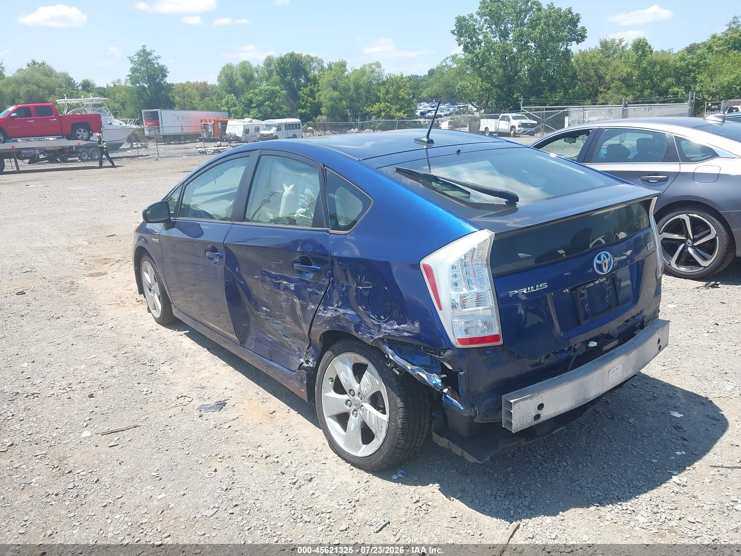 2010 Toyota Prius V Blue vin: JTDKN3DU8A1105034