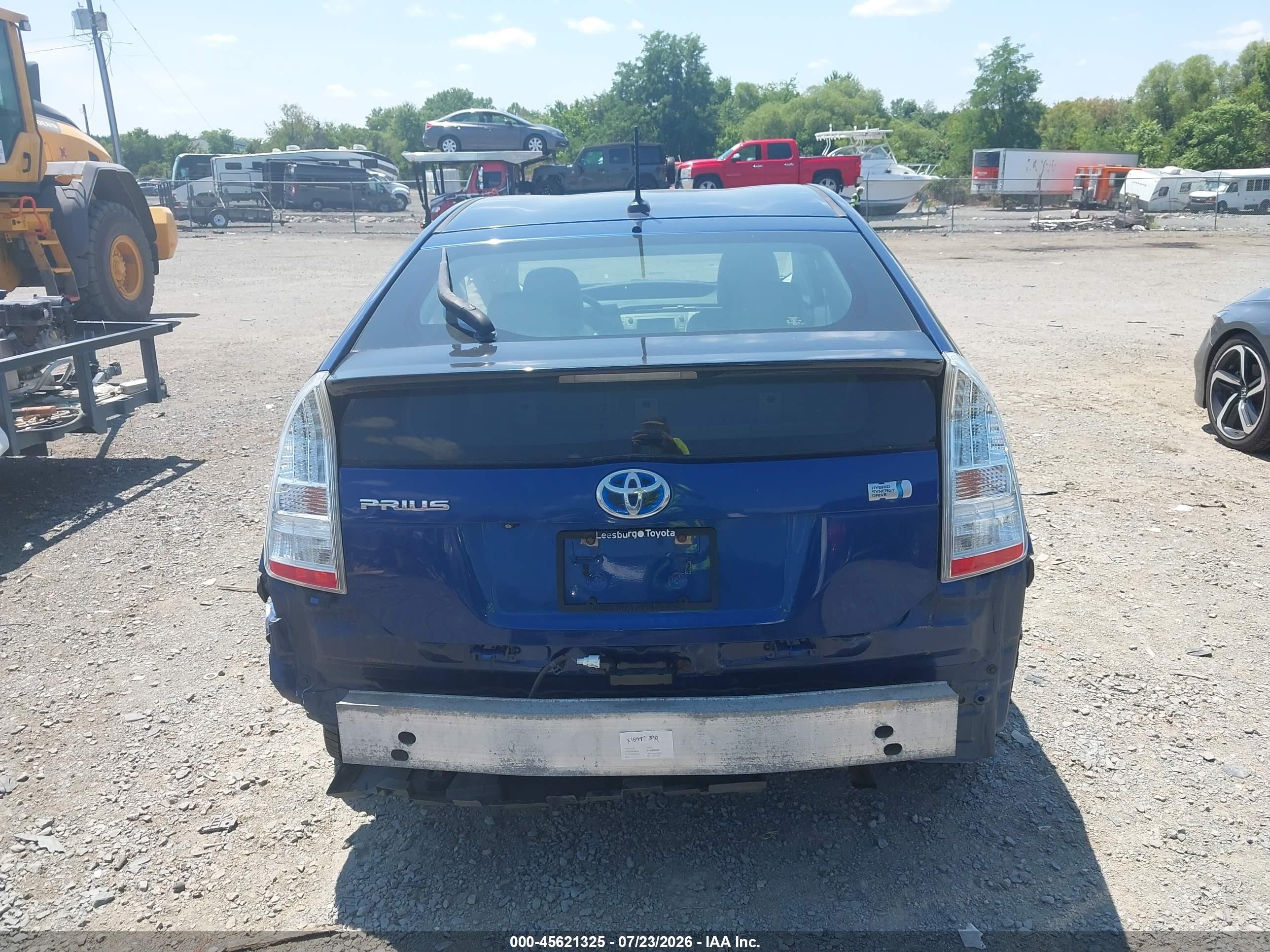 2010 Toyota Prius V Blue vin: JTDKN3DU8A1105034