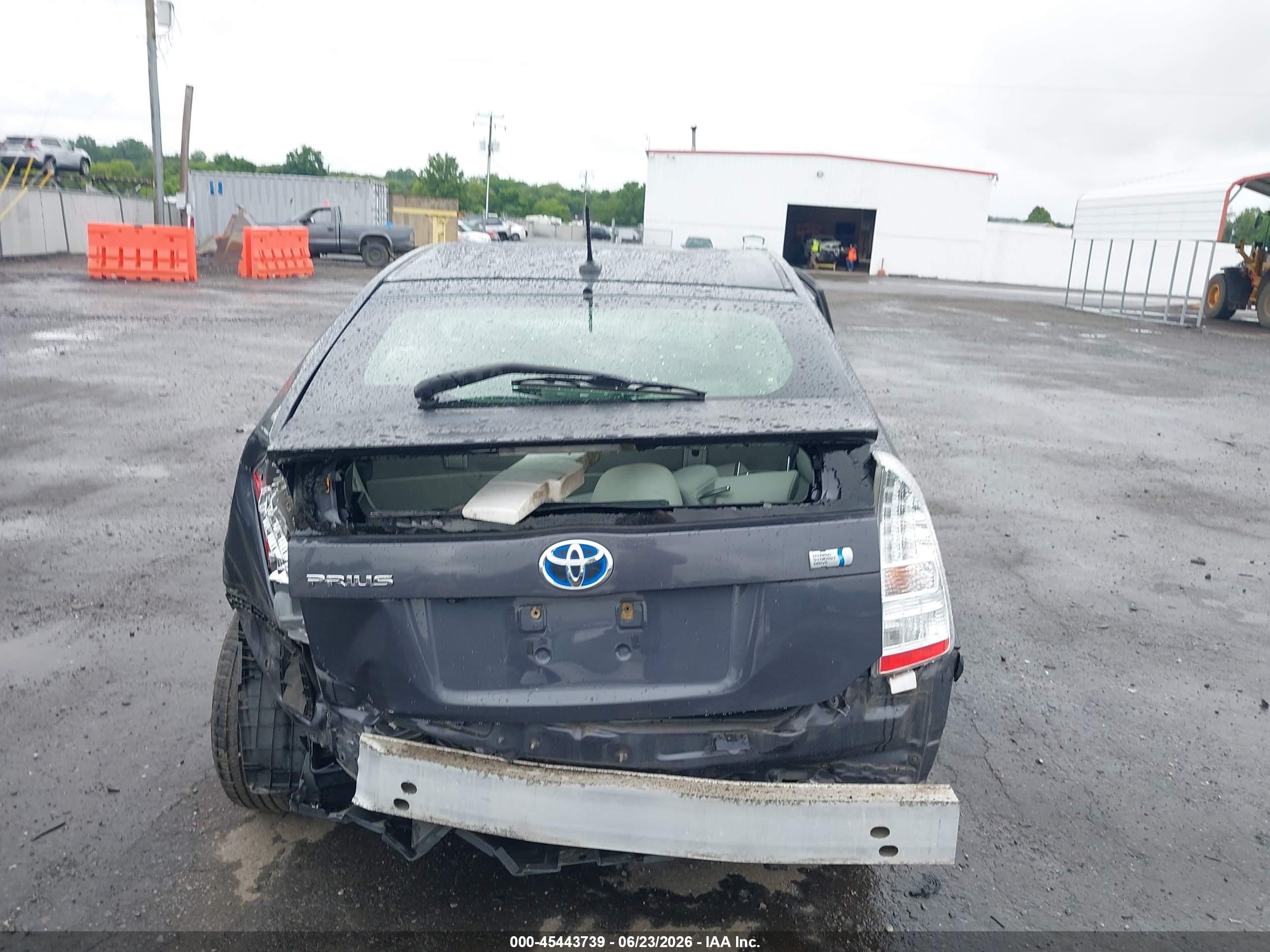 2010 Toyota Prius Iii Gray vin: JTDKN3DU8A1263583