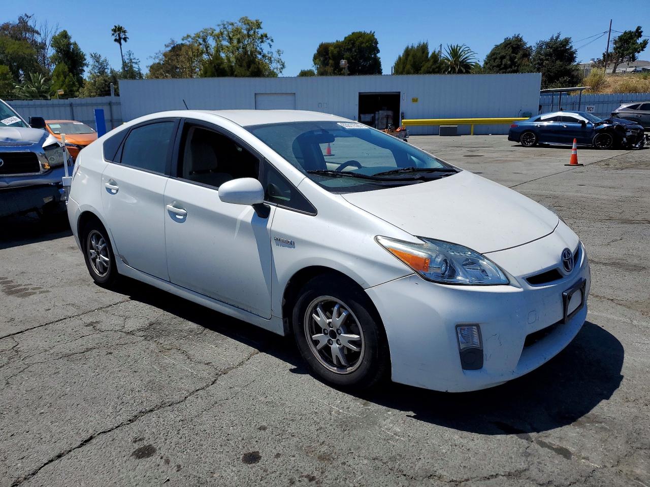 2010 Toyota Prius Ii White vin: JTDKN3DU8A1306755