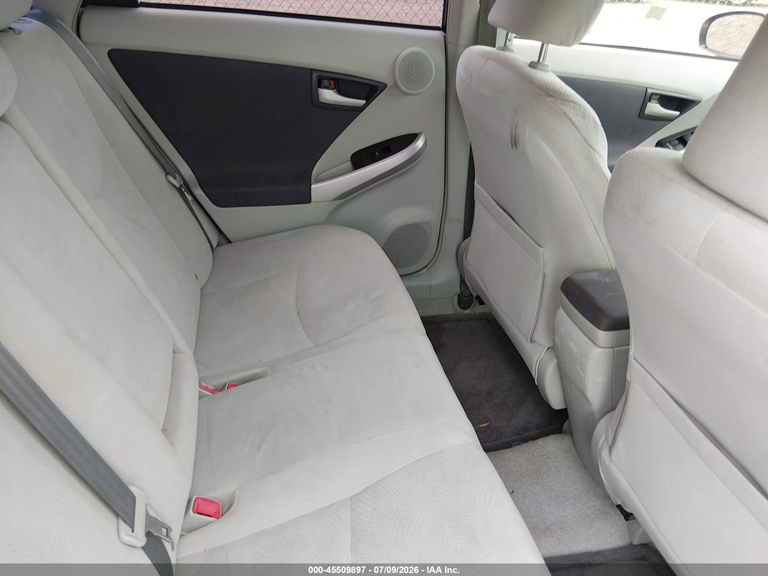 2010 Toyota Prius Iii Silver vin: JTDKN3DU8A5080080