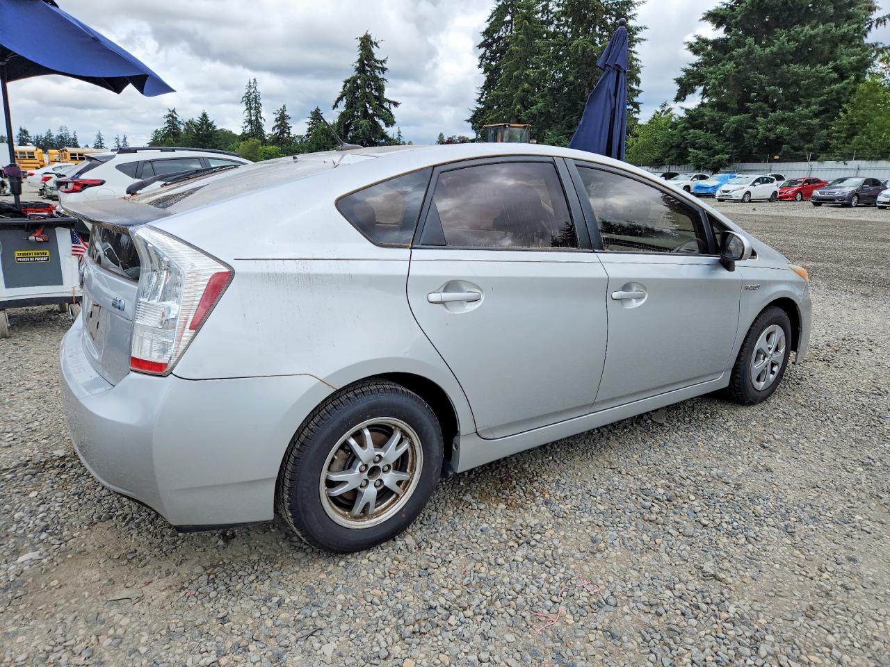 2010 Toyota Prius Ii Silver vin: JTDKN3DU8A5100151