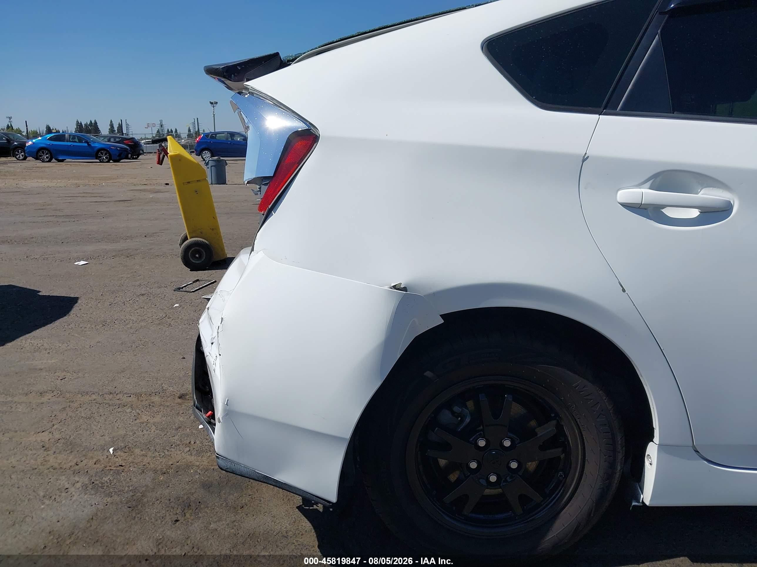 2010 Toyota Prius Iii White vin: JTDKN3DU8A5209936