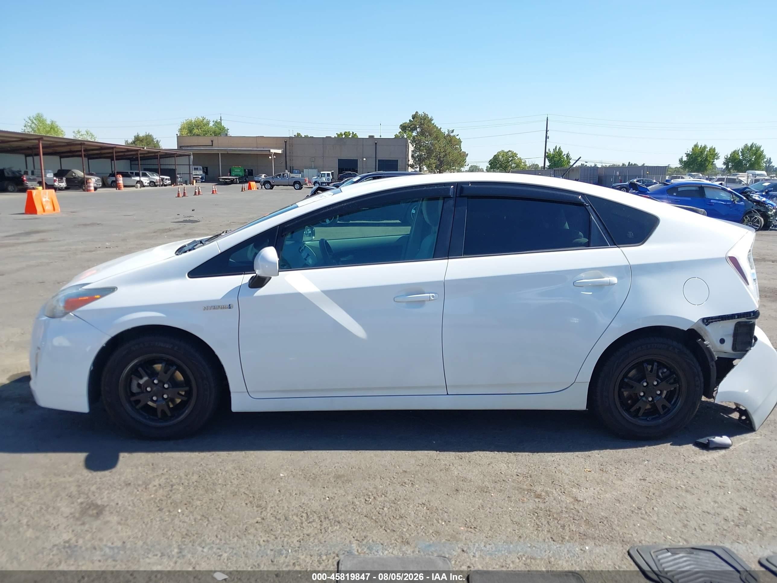 2010 Toyota Prius Iii White vin: JTDKN3DU8A5209936