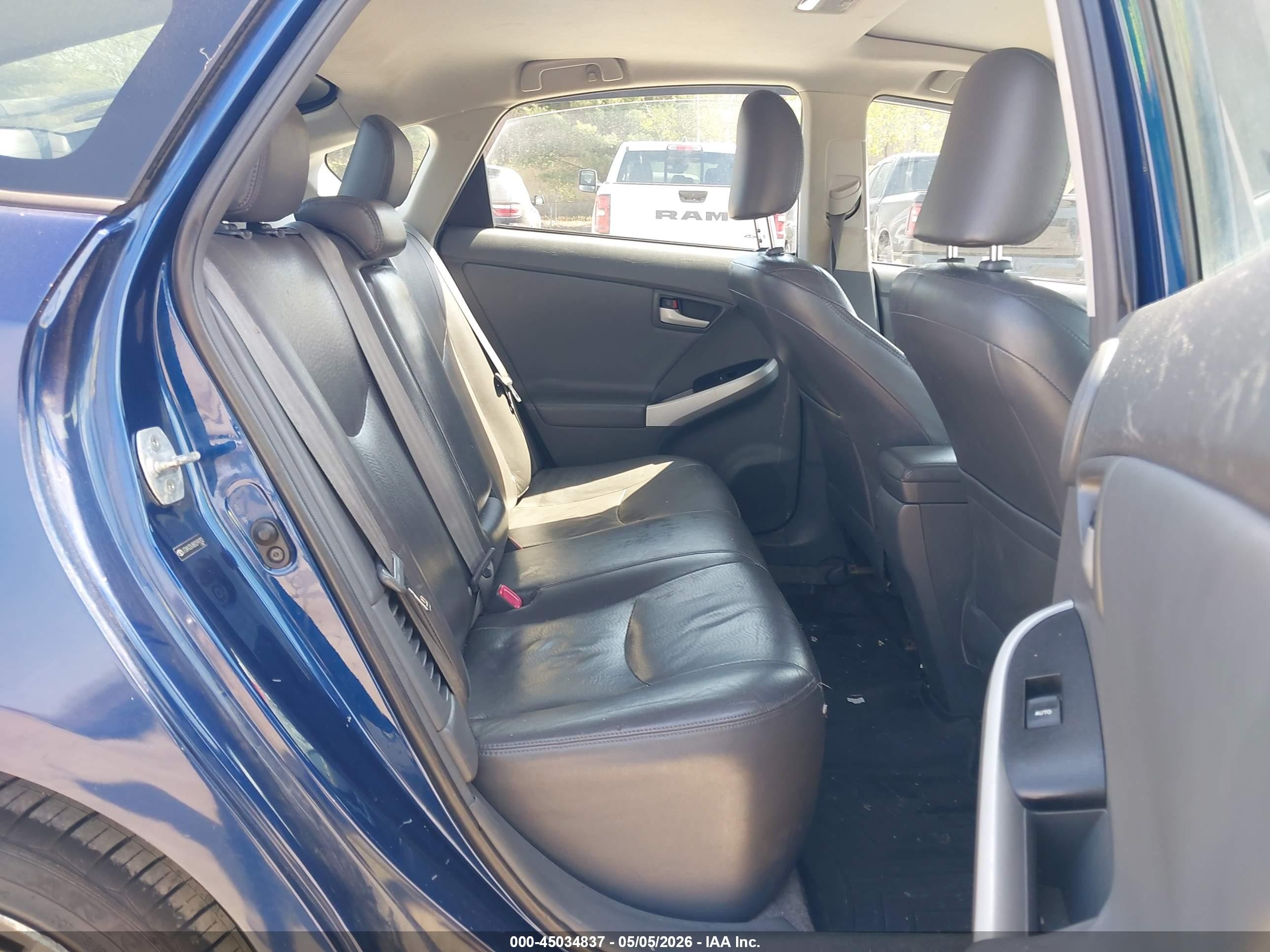 2011 Toyota Prius Four Синий vin: JTDKN3DU8B0299202