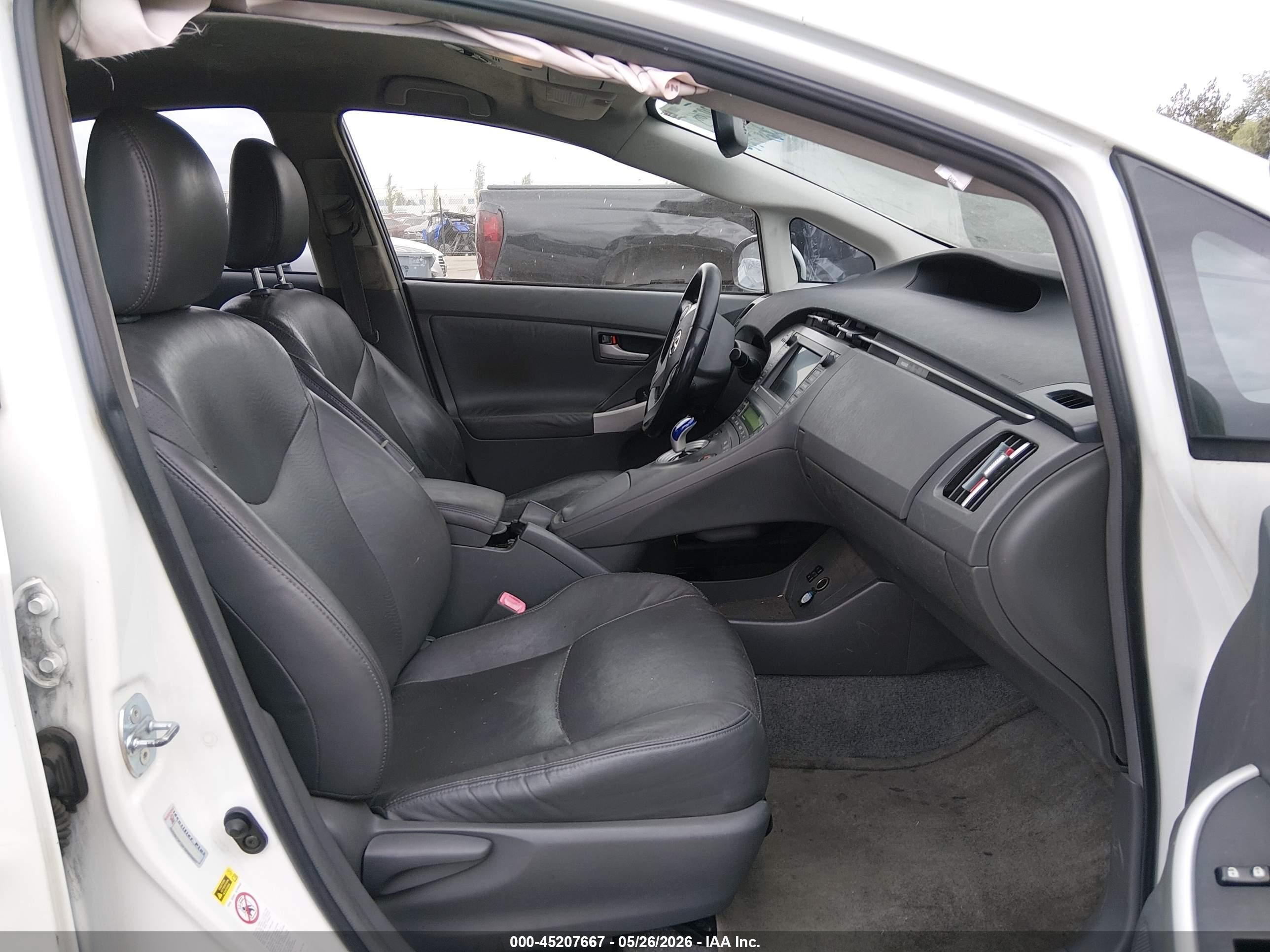 2011 Toyota Prius Four White vin: JTDKN3DU8B0303491