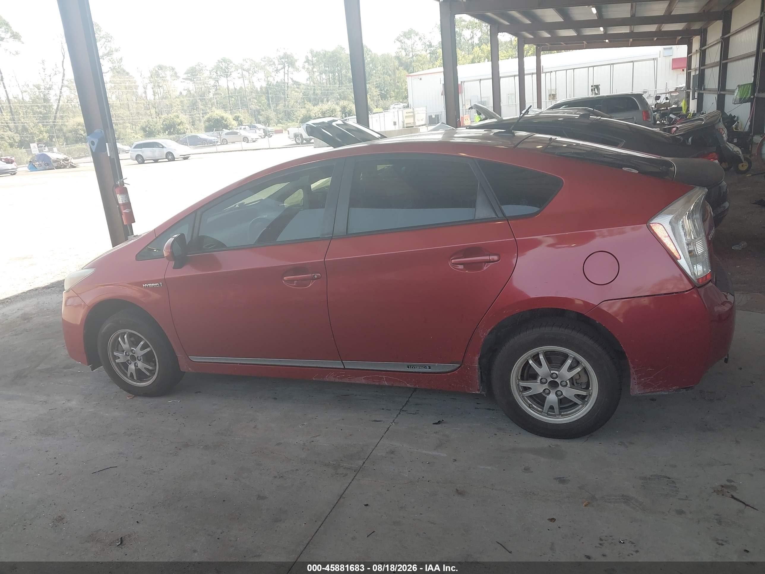 2011 Toyota Prius Two Red vin: JTDKN3DU8B1435077
