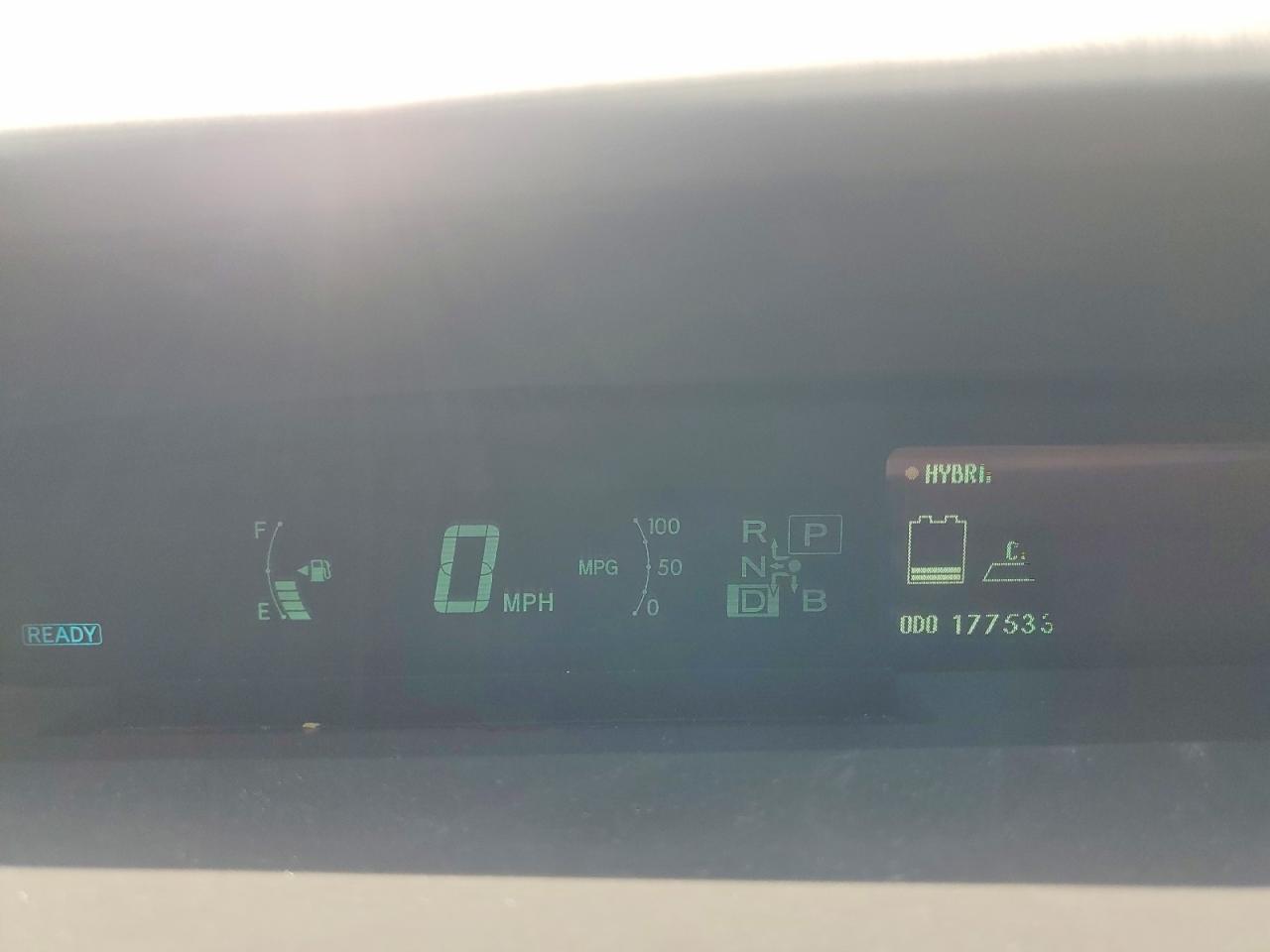 2011 Toyota Prius Four Белый vin: JTDKN3DU8B5335036
