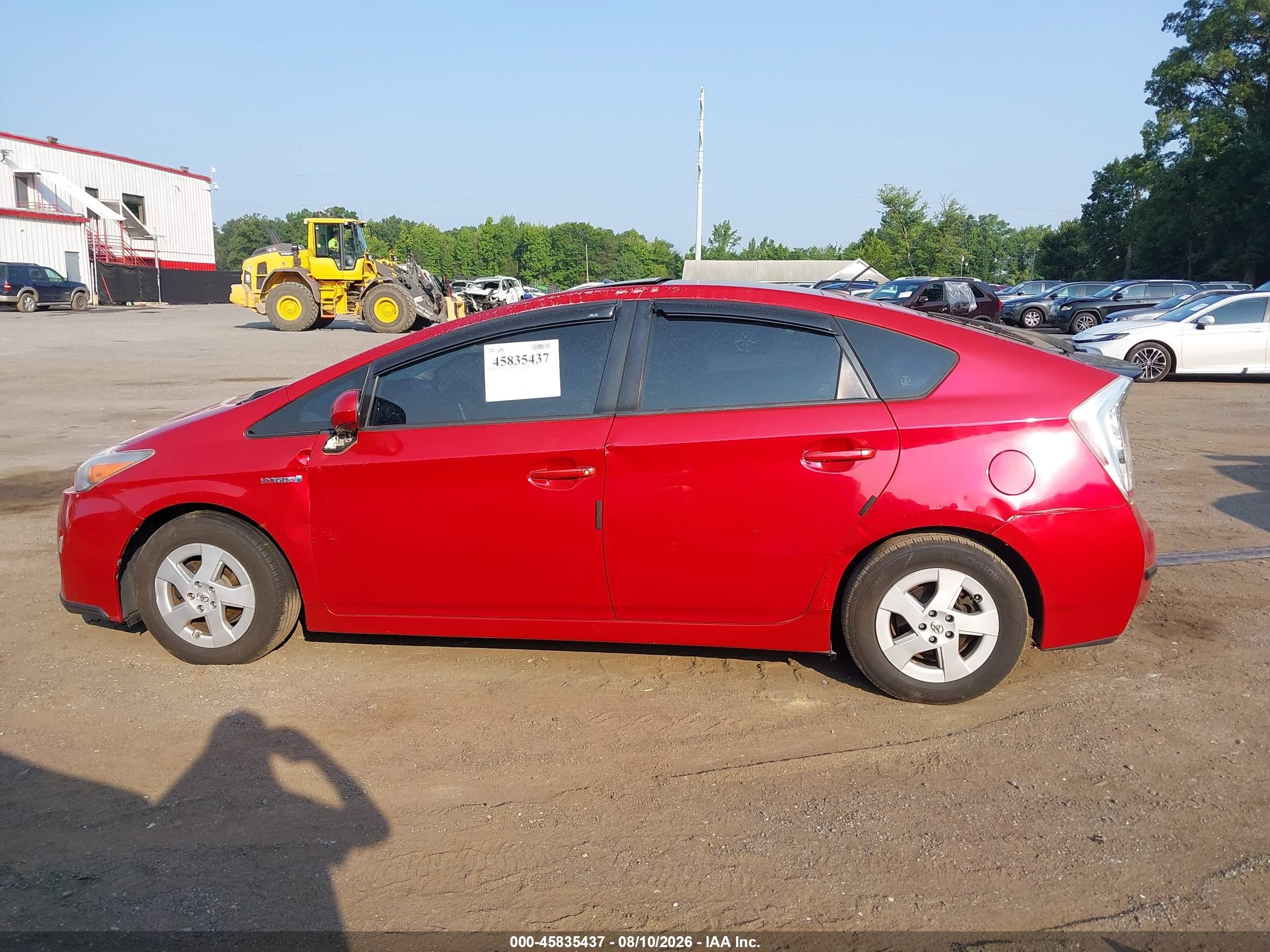 2011 Toyota Prius Three Red vin: JTDKN3DU8B5339300