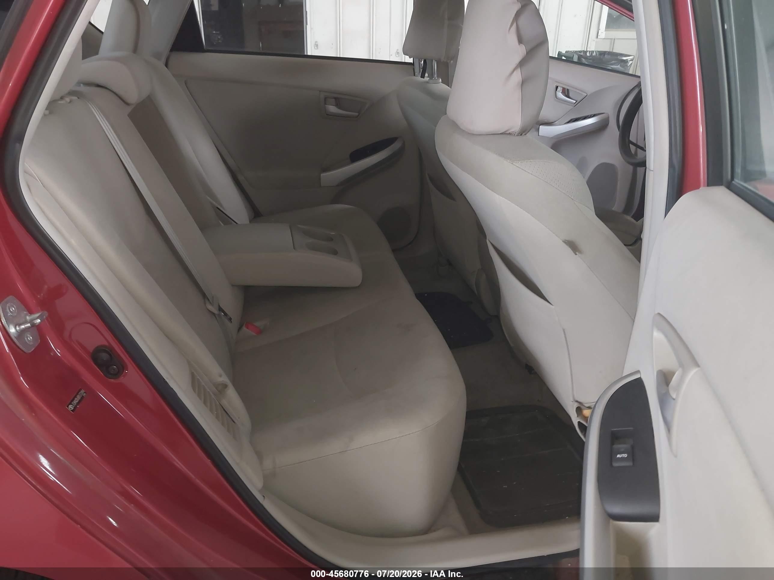 2011 Toyota Prius Two Red vin: JTDKN3DU8B5373494