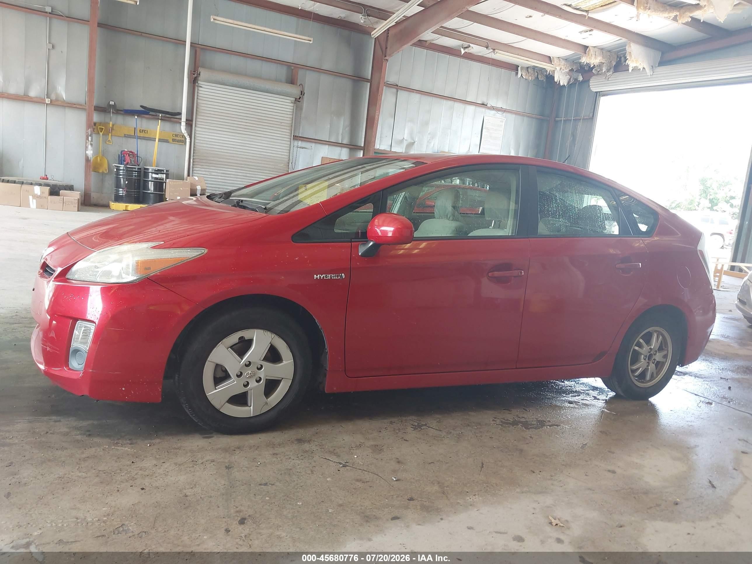 2011 Toyota Prius Two Red vin: JTDKN3DU8B5373494