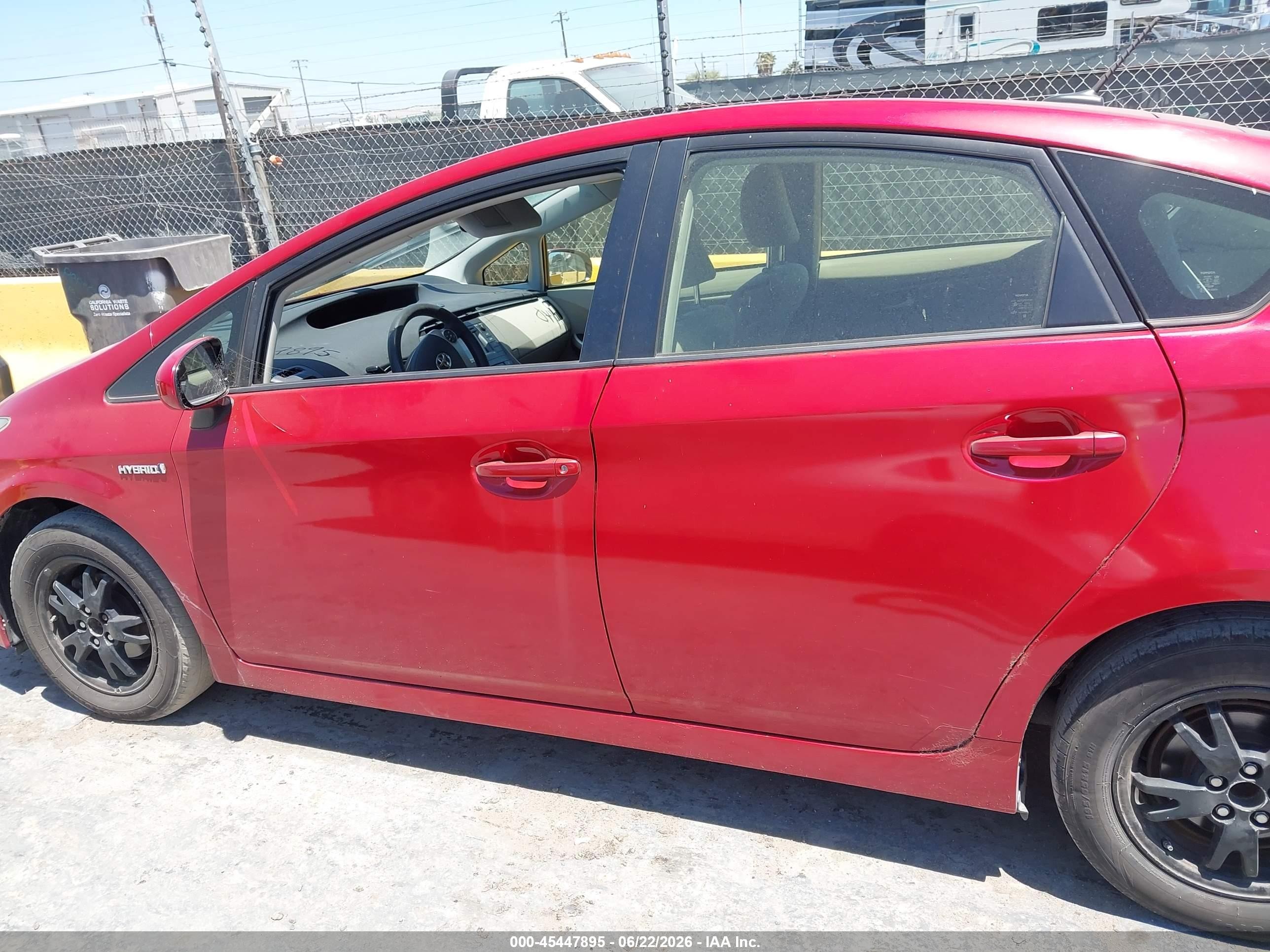 2012 Toyota Prius Three Red vin: JTDKN3DU8C0336119