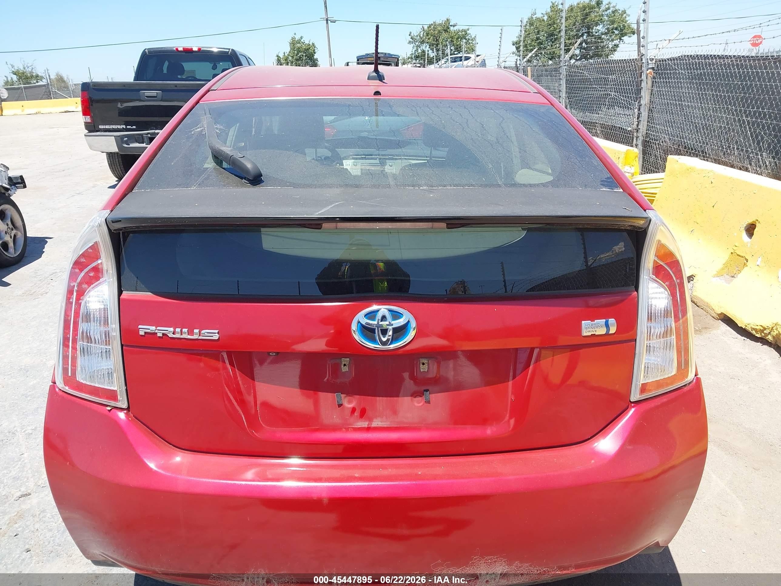 2012 Toyota Prius Three Red vin: JTDKN3DU8C0336119