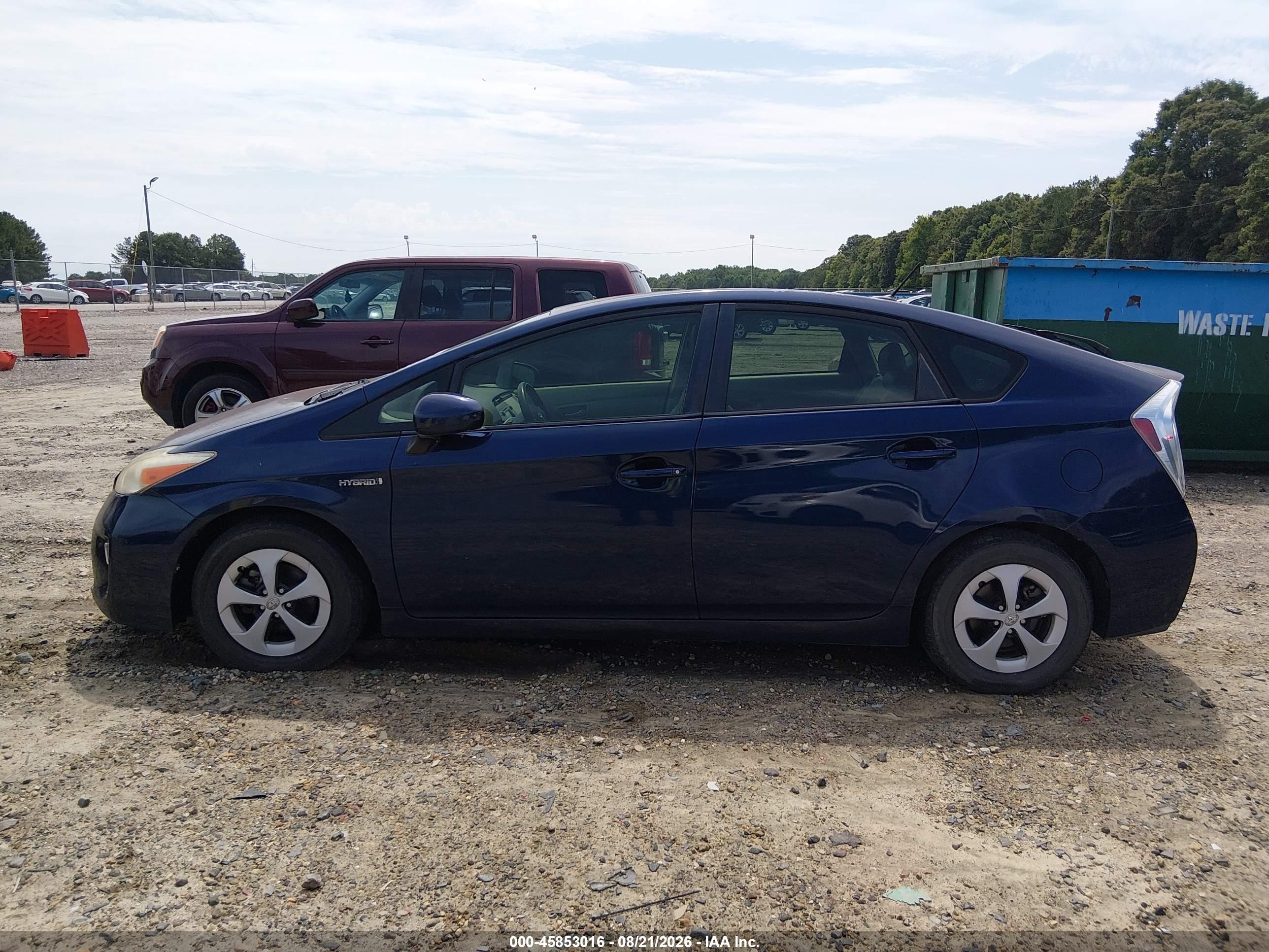 2012 Toyota Prius Three Blue vin: JTDKN3DU8C1606170
