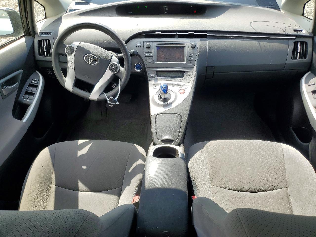 2012 Toyota Prius Two Зеленый vin: JTDKN3DU8C5423926