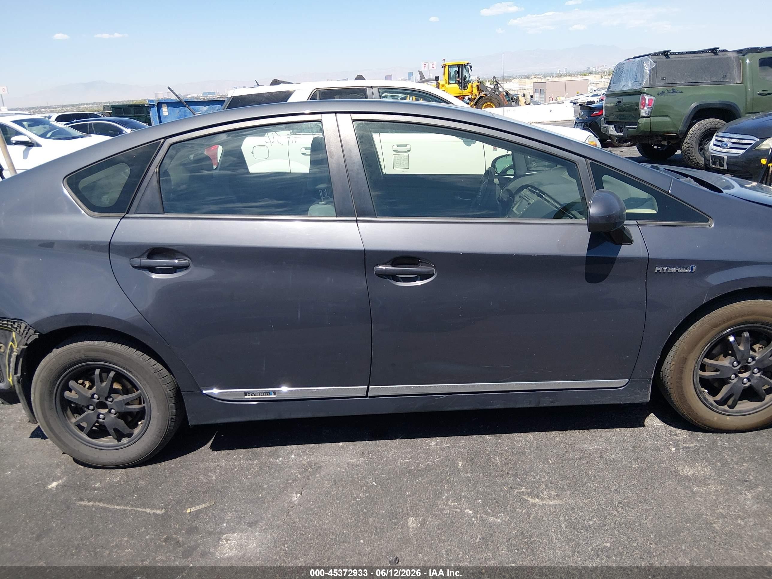 2012 Toyota Prius   Серый vin: JTDKN3DU8C5453881