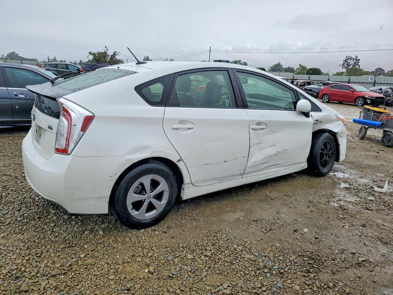 2012 Toyota Prius Four White vin: JTDKN3DU8C5486573