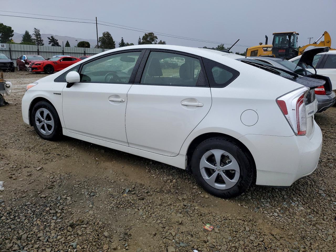 2012 Toyota Prius Four White vin: JTDKN3DU8C5486573