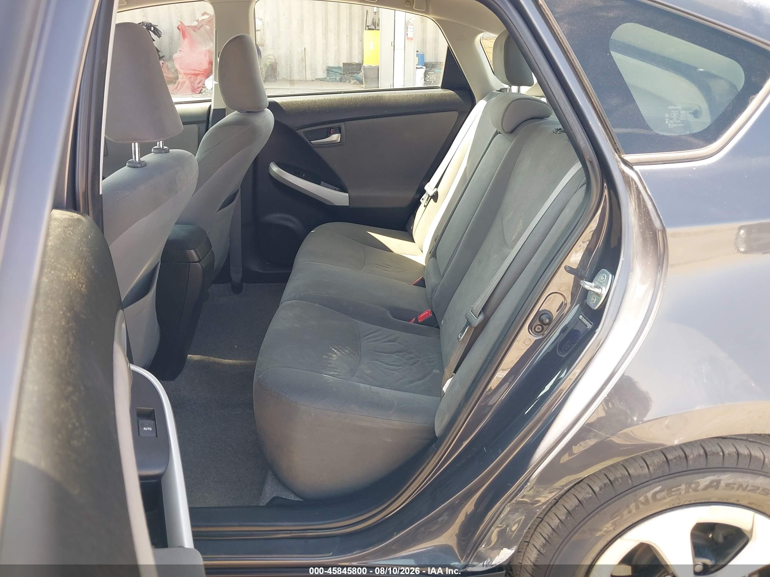 2012 Toyota Prius Two Серый vin: JTDKN3DU8C5520835
