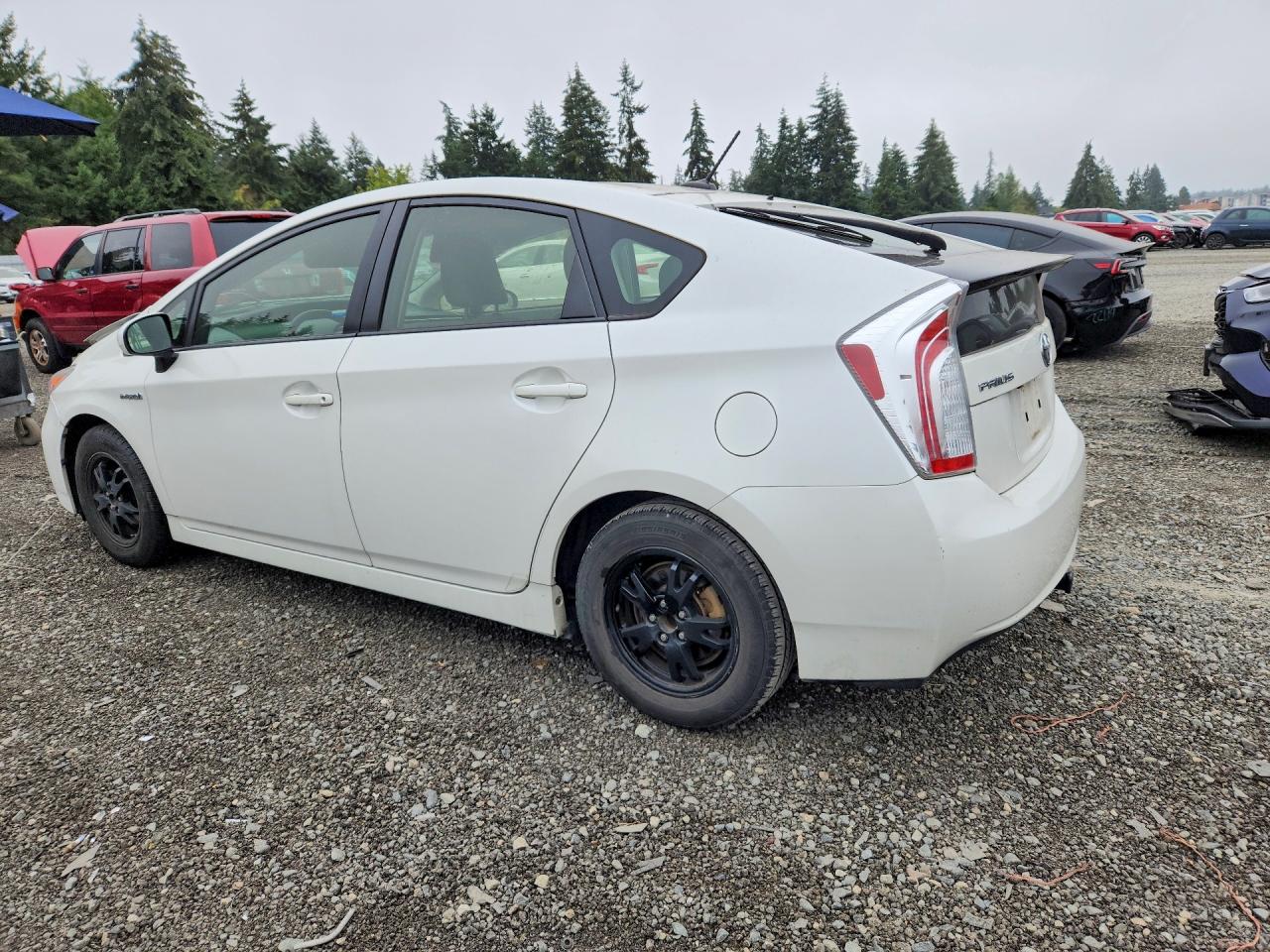 2012 Toyota Prius Three White vin: JTDKN3DU8C5524786
