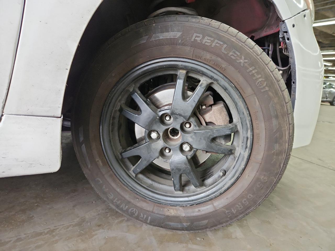 2013 Toyota Prius Two White vin: JTDKN3DU8D0337109 Damage: Right Front Wheel, Curb Rash, 2 To 3 Inches