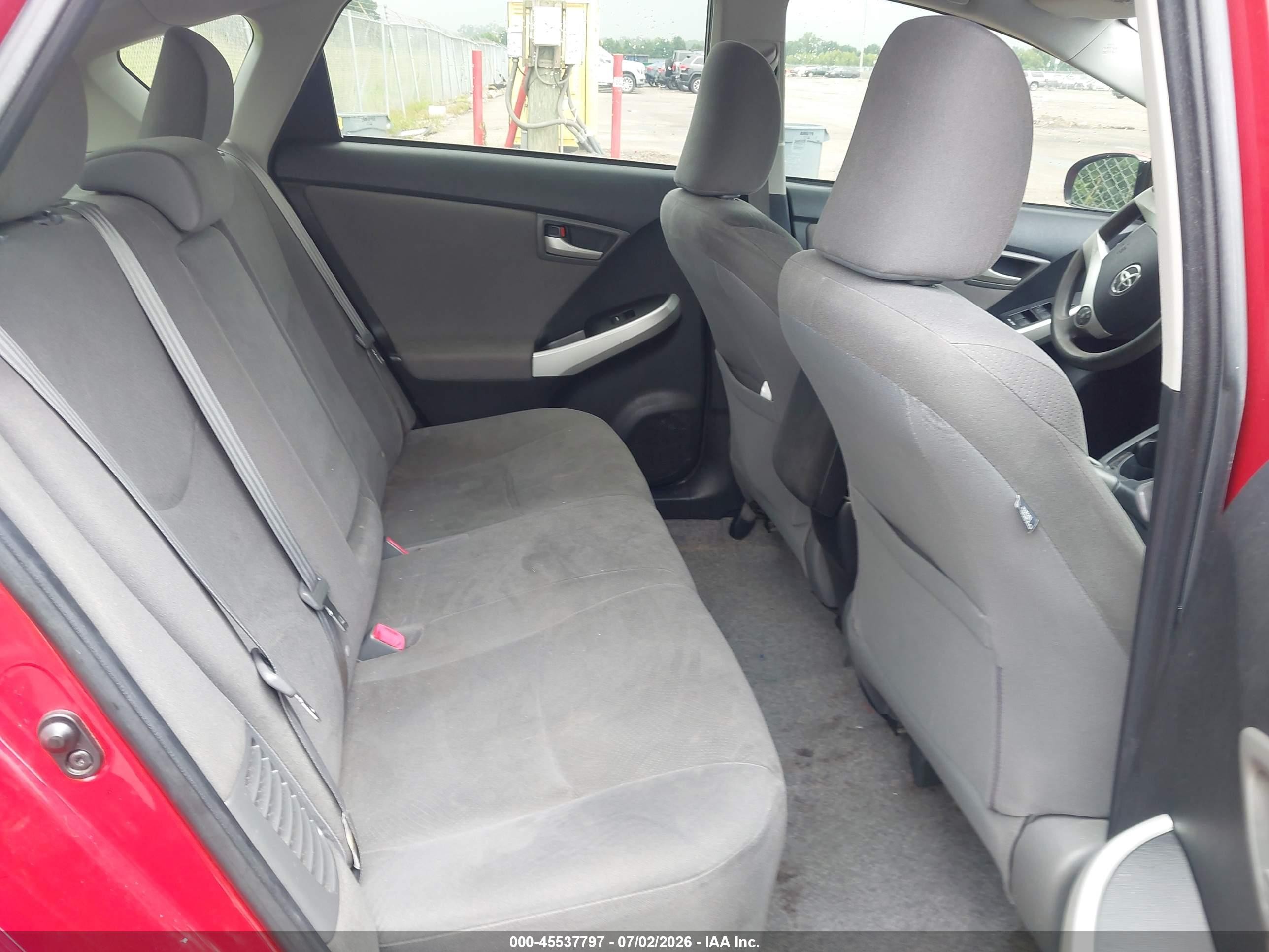 2013 Toyota Prius Three Red vin: JTDKN3DU8D0337322