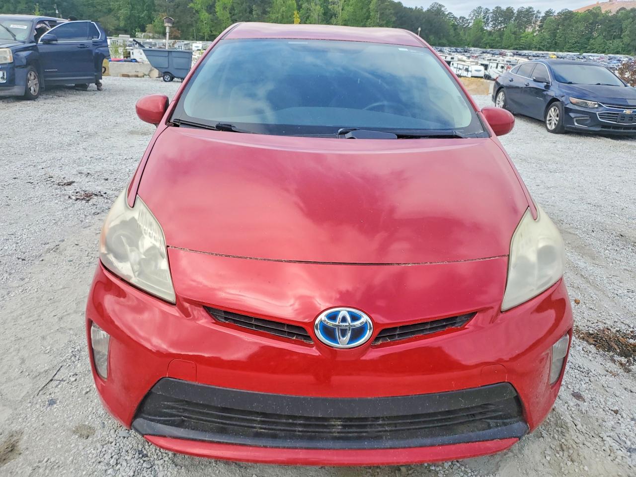 2013 Toyota Prius Two Red vin: JTDKN3DU8D0342455
