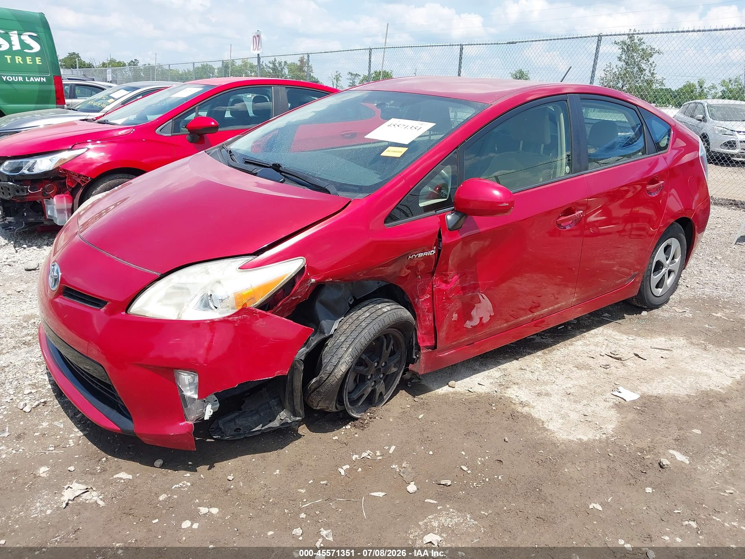 2013 Toyota Prius Two Красный vin: JTDKN3DU8D0349583
