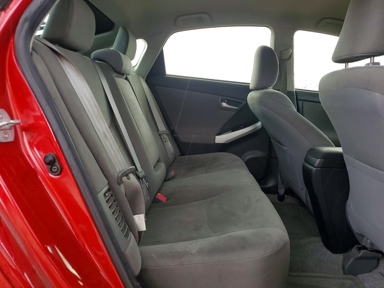 2013 Toyota Prius Two Red vin: JTDKN3DU8D1621043