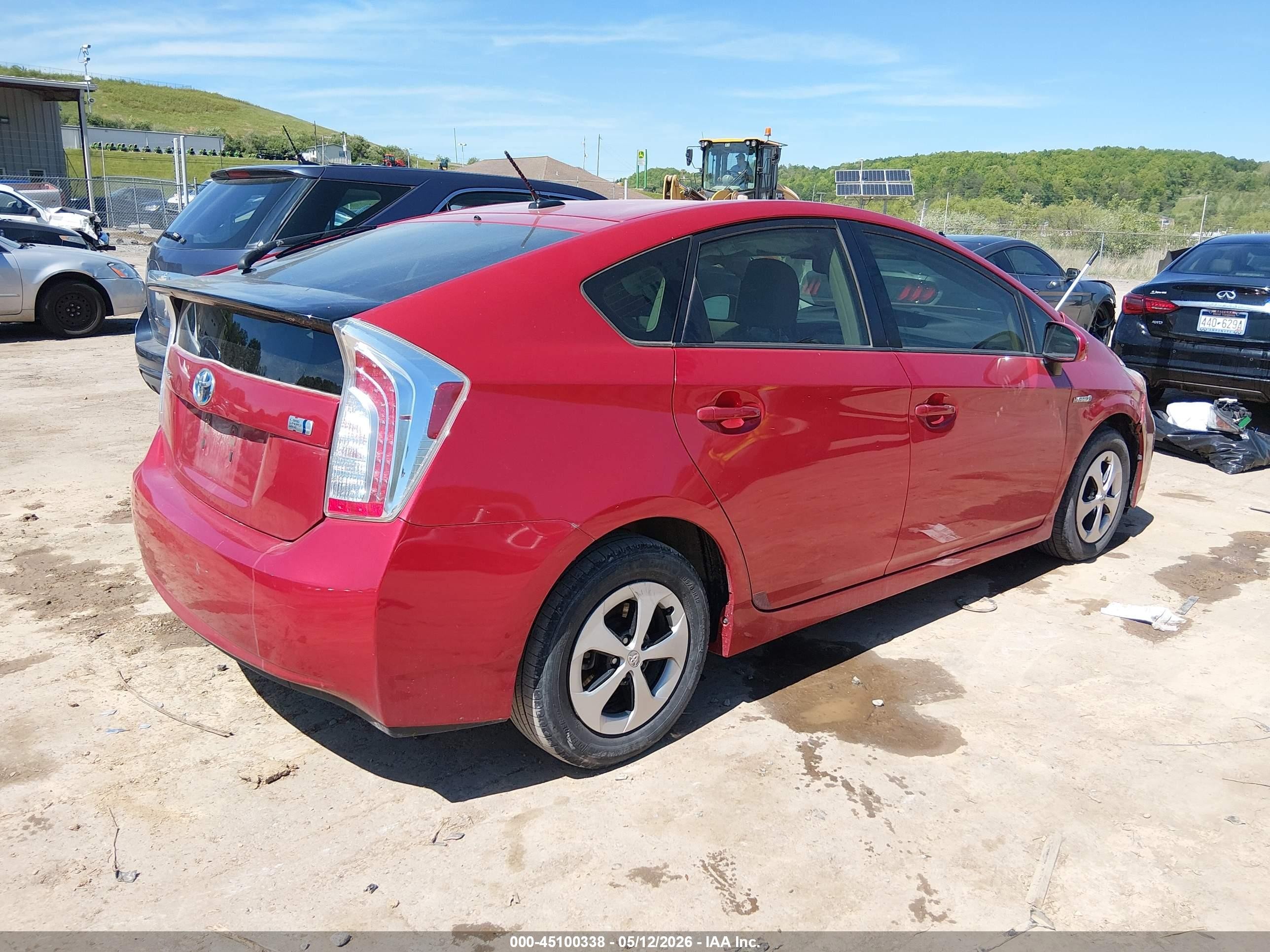 2013 Toyota Prius Four Red vin: JTDKN3DU8D1621981