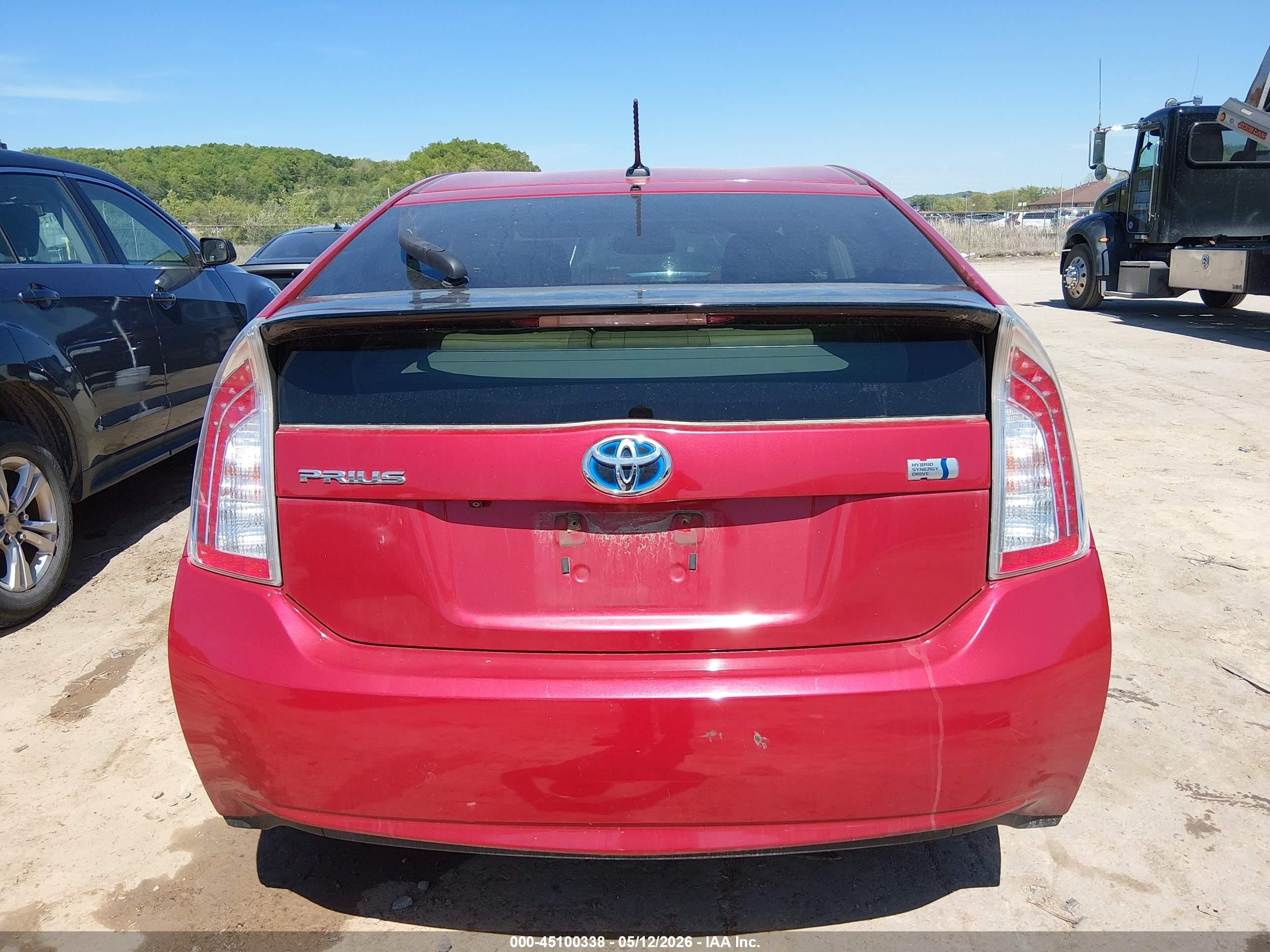 2013 Toyota Prius Four Red vin: JTDKN3DU8D1621981