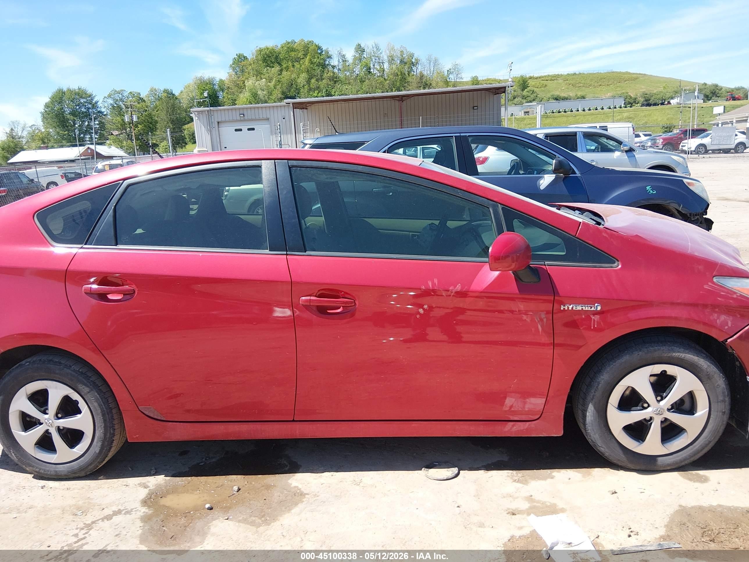 2013 Toyota Prius Four Red vin: JTDKN3DU8D1621981