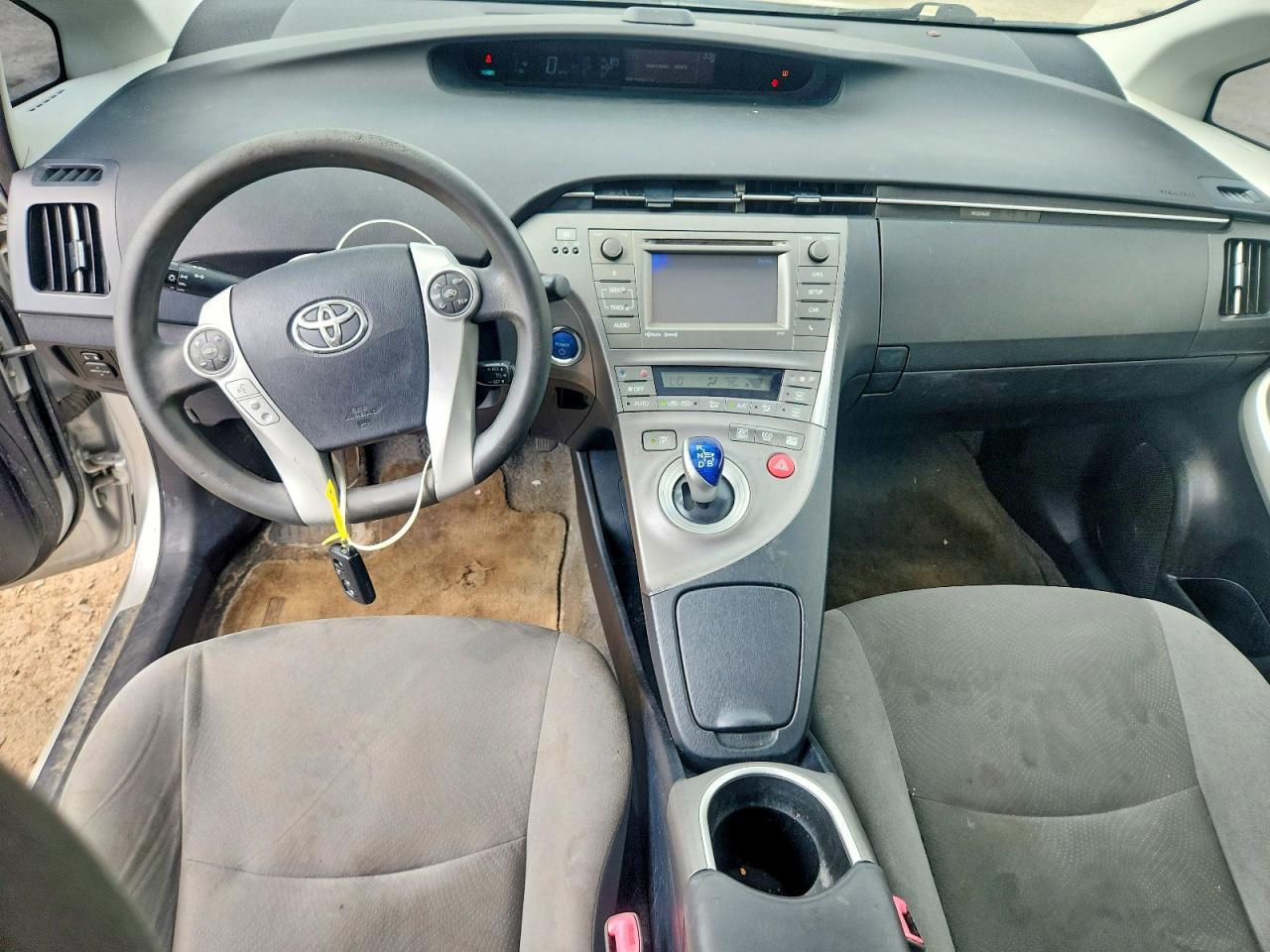 2013 Toyota Prius Three Silver vin: JTDKN3DU8D1734670
