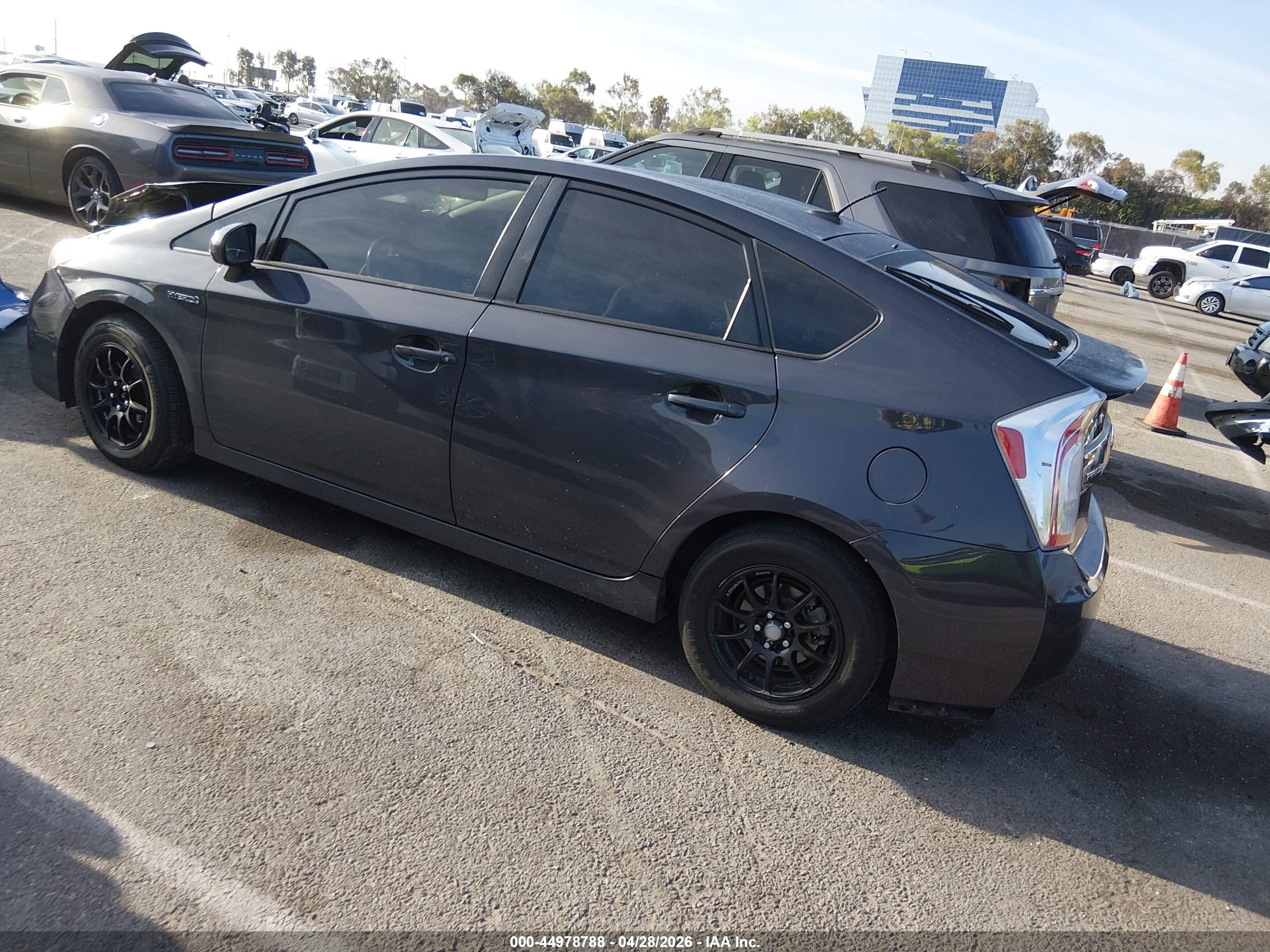 2013 Toyota Prius Three Gray vin: JTDKN3DU8D5550290