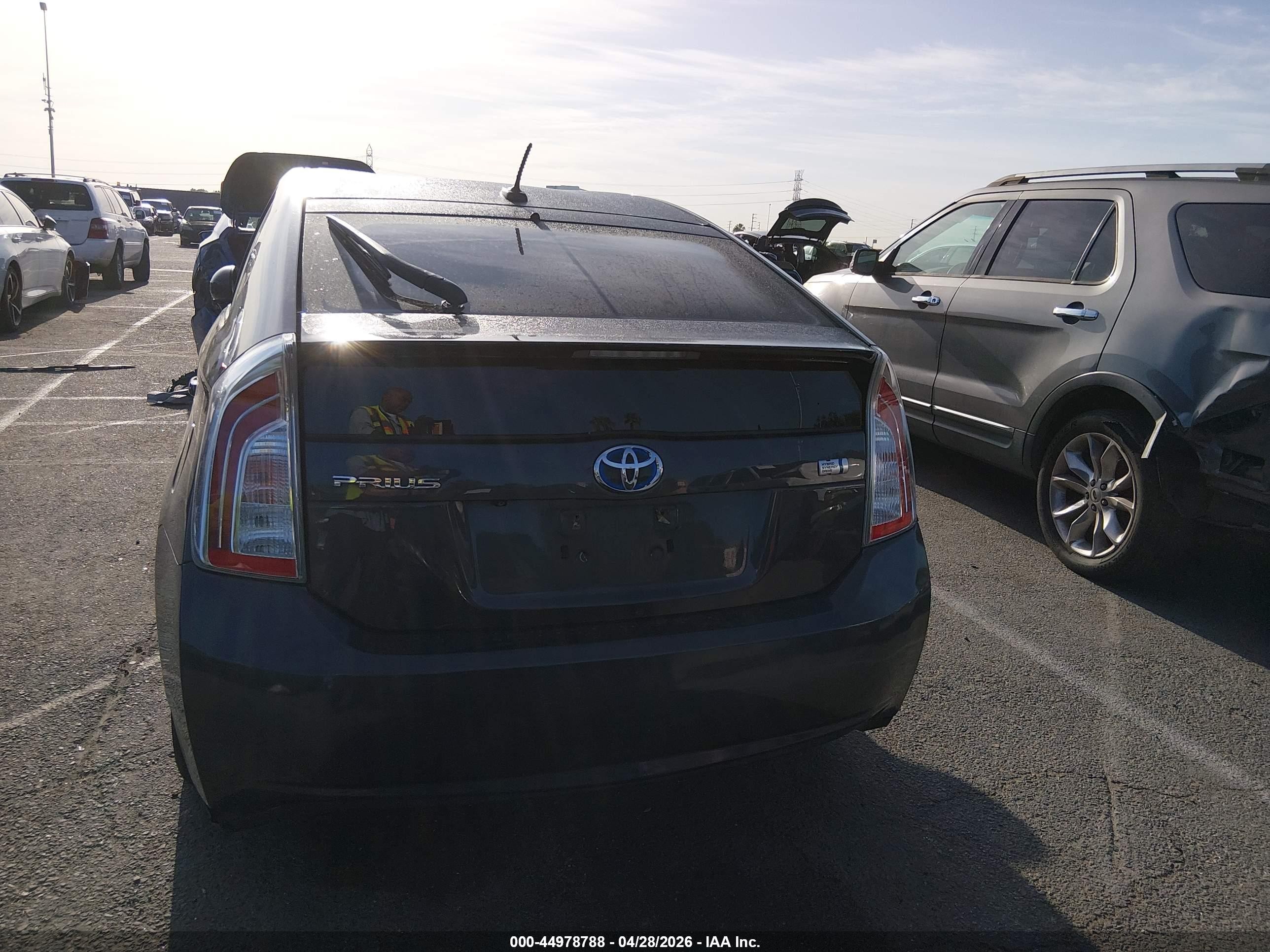 2013 Toyota Prius Three Gray vin: JTDKN3DU8D5550290