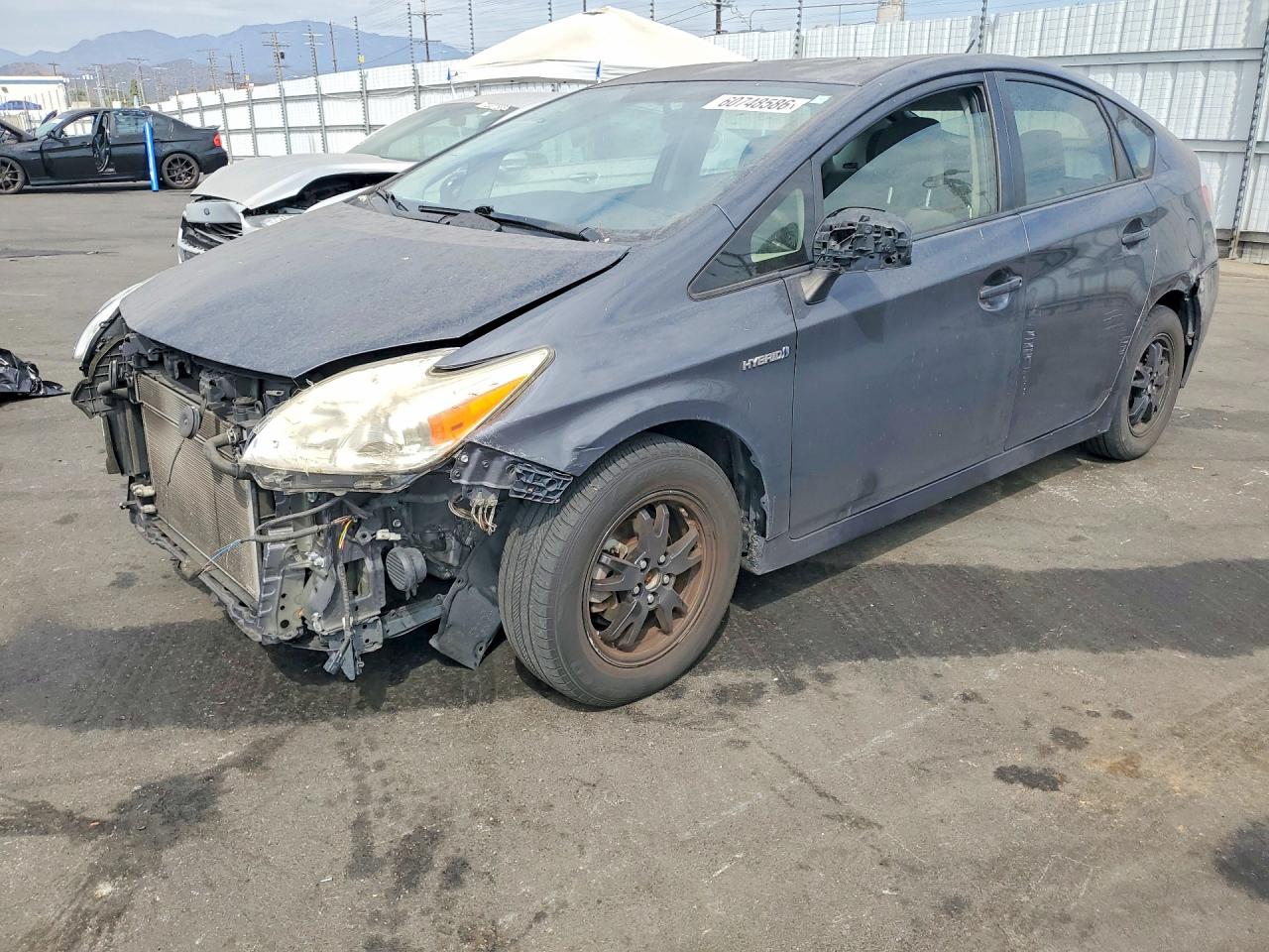 2013 Toyota Prius Three Gray vin: JTDKN3DU8D5581152