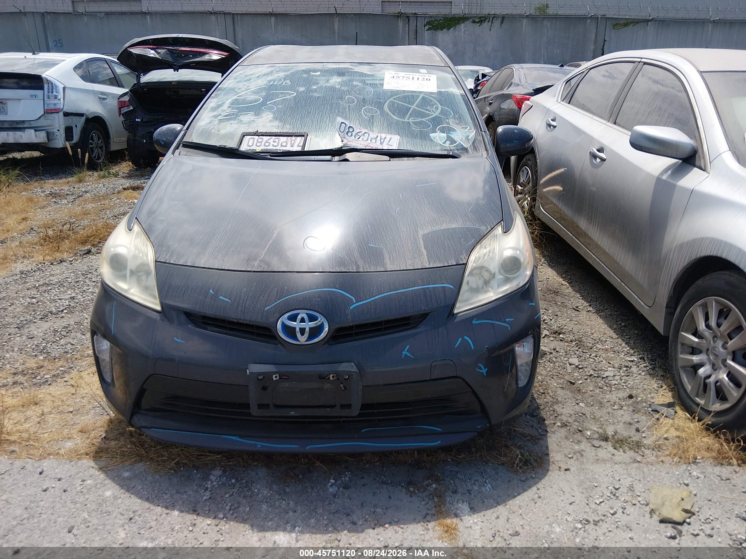 2013 Toyota Prius Two Серый vin: JTDKN3DU8D5601450