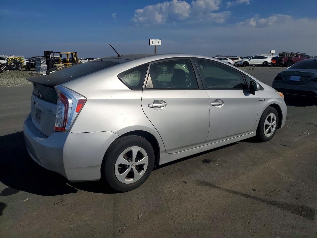 2013 Toyota Prius Two Silver vin: JTDKN3DU8D5613596
