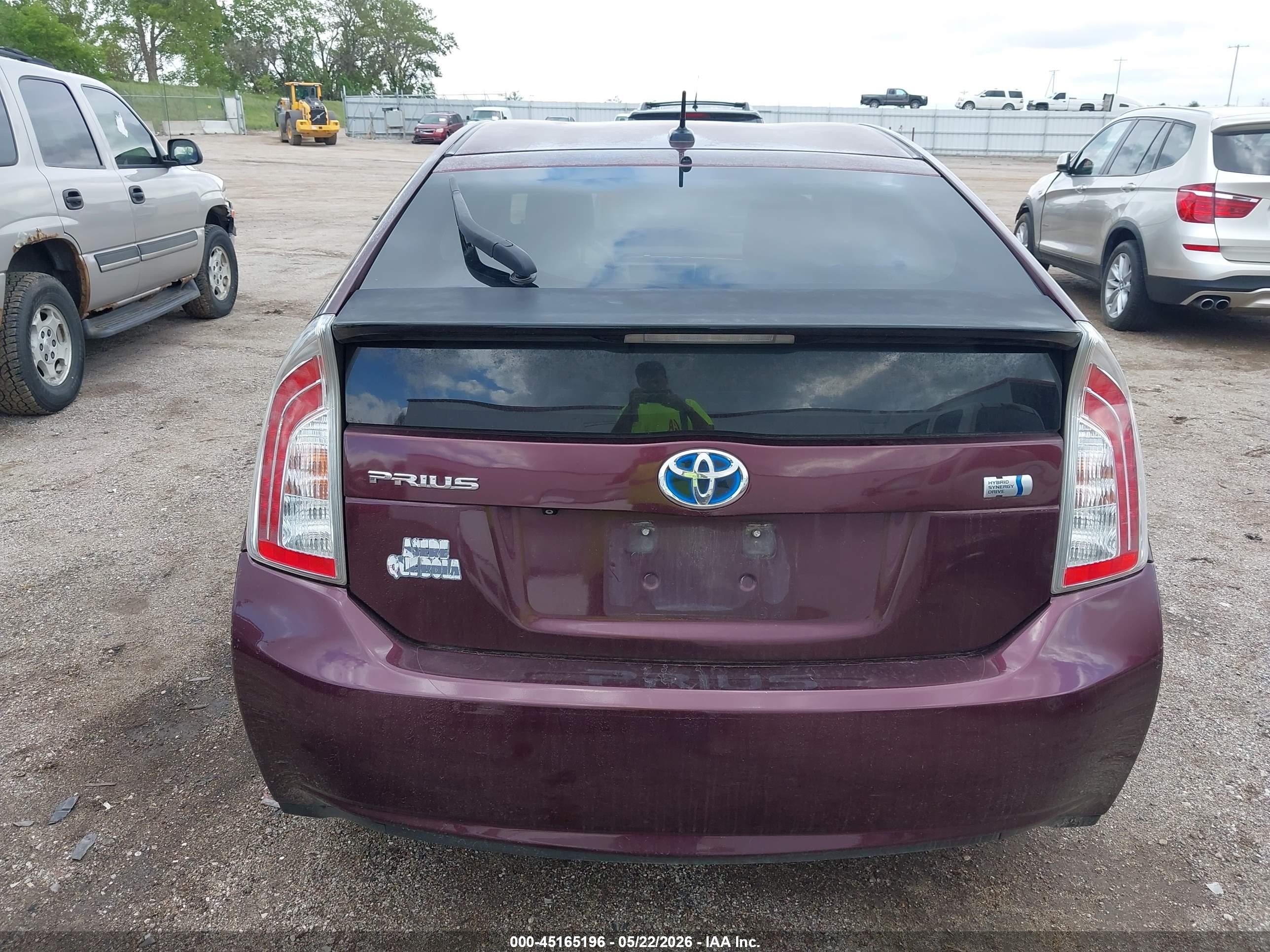 2013 Toyota Prius Three Se Бордовый vin: JTDKN3DU8D5620421
