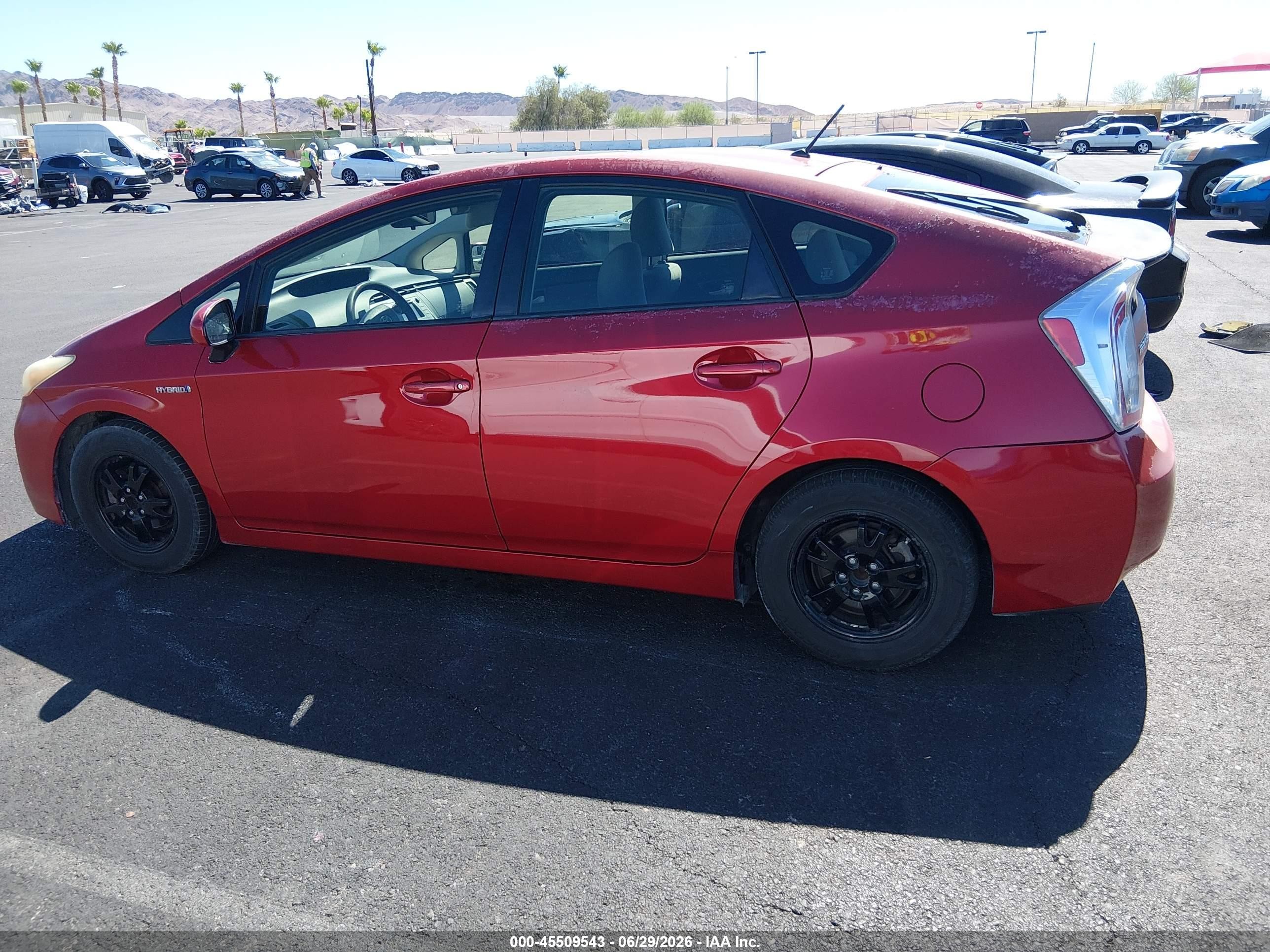 2013 Toyota Prius Two Red vin: JTDKN3DU8D5627935