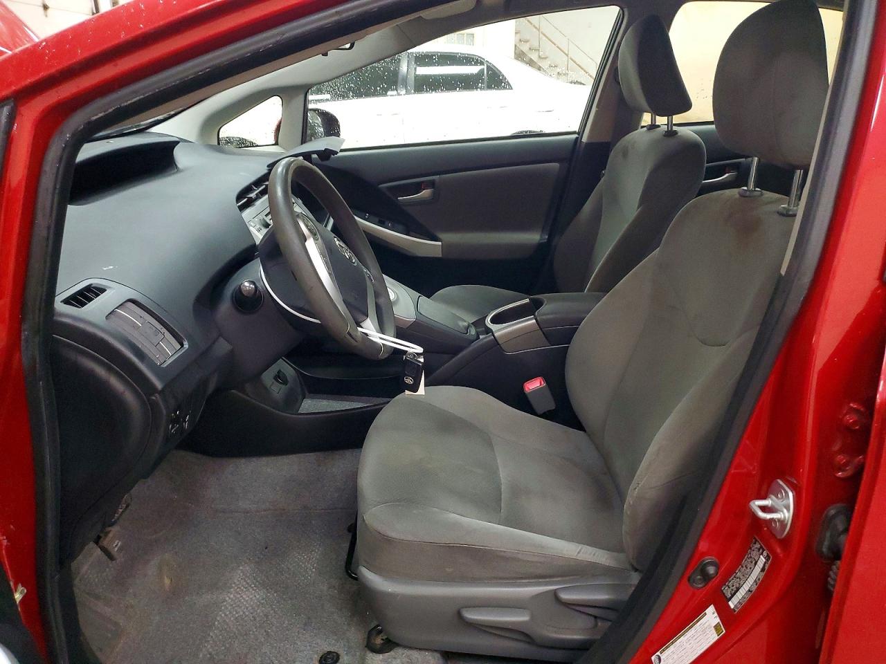 2013 Toyota Prius Two Red vin: JTDKN3DU8D5669487