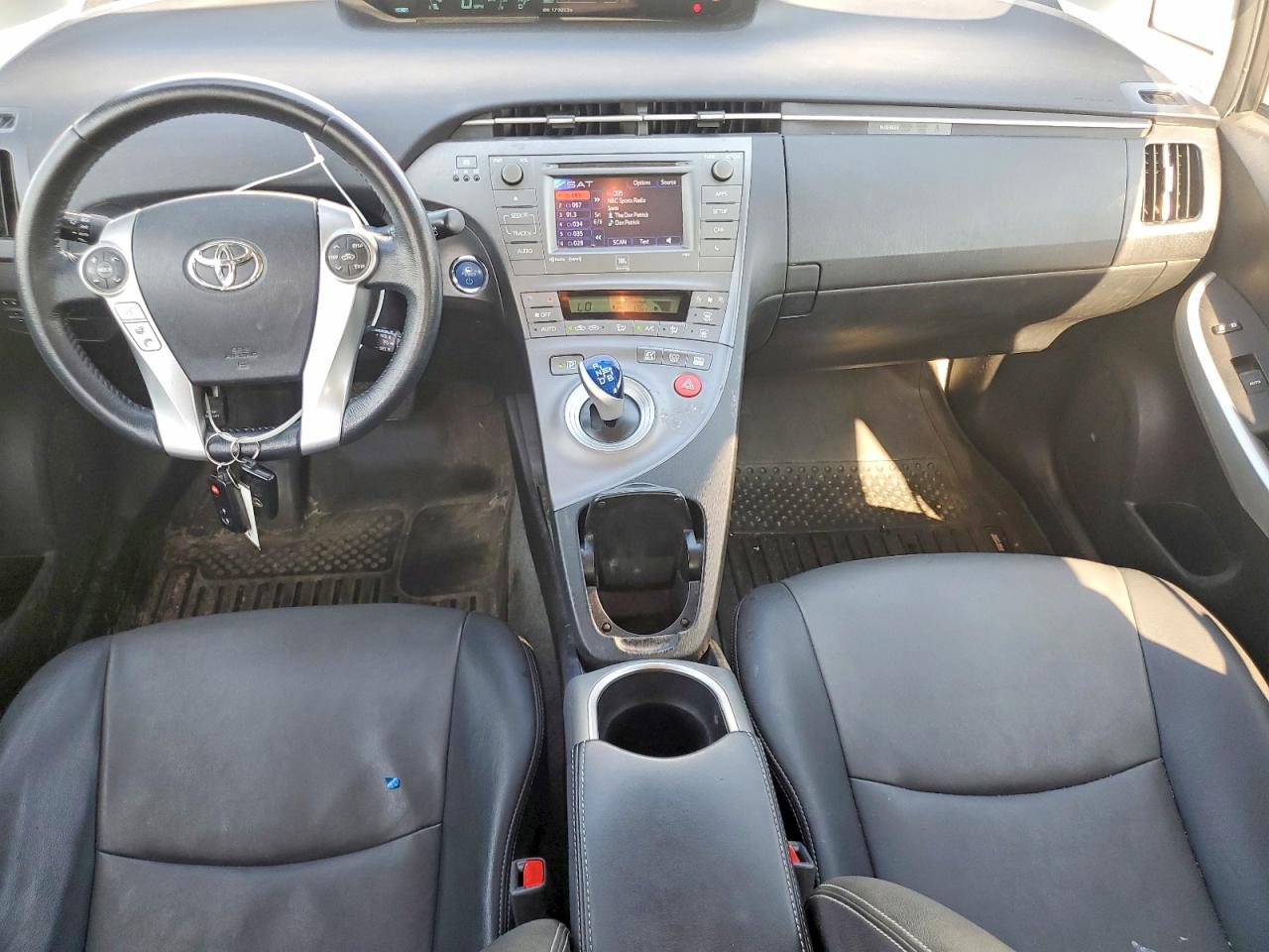 2015 Toyota Prius Five White vin: JTDKN3DU8F0441988
