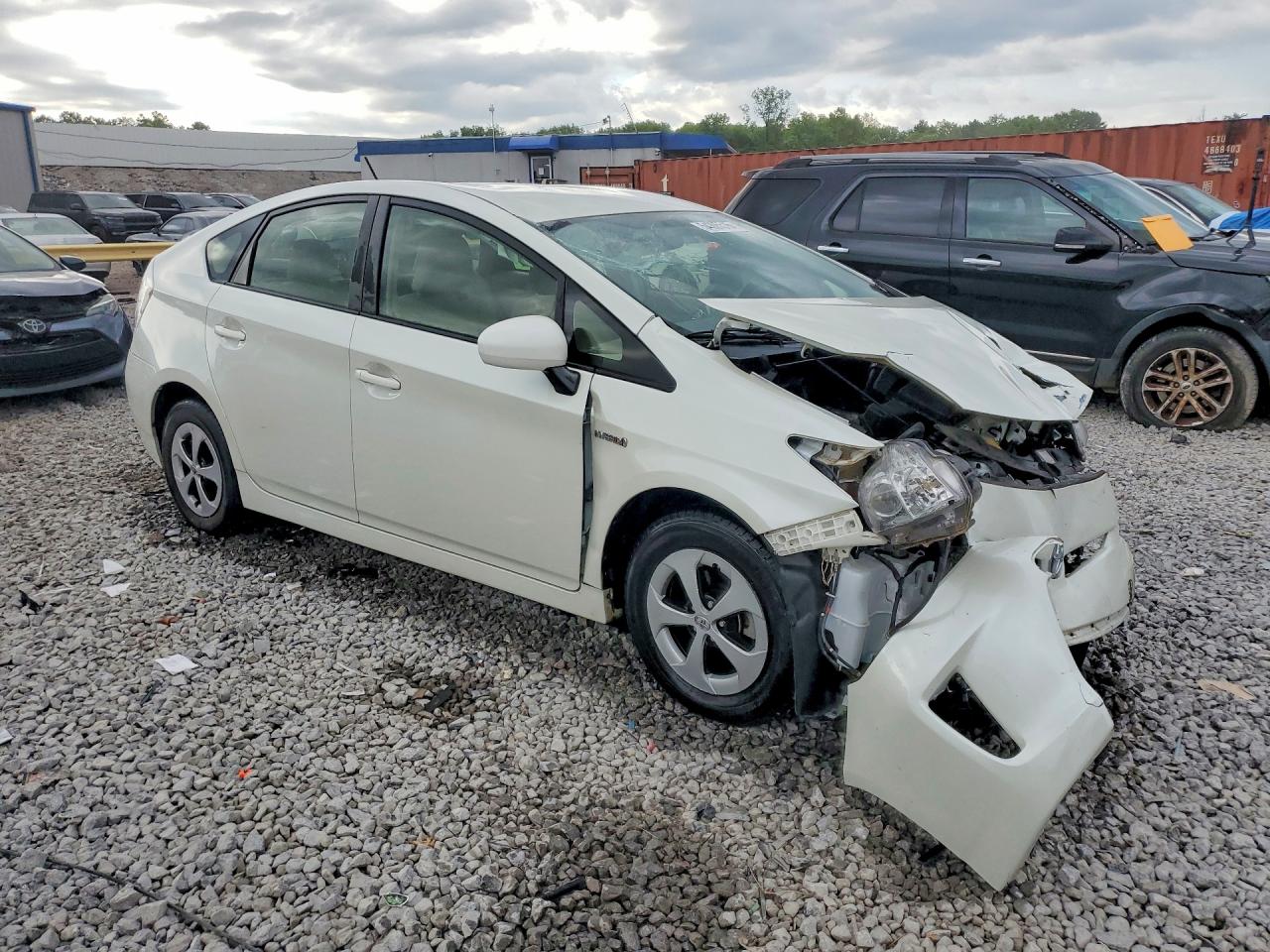 2015 Toyota Prius Three White vin: JTDKN3DU8F0453462
