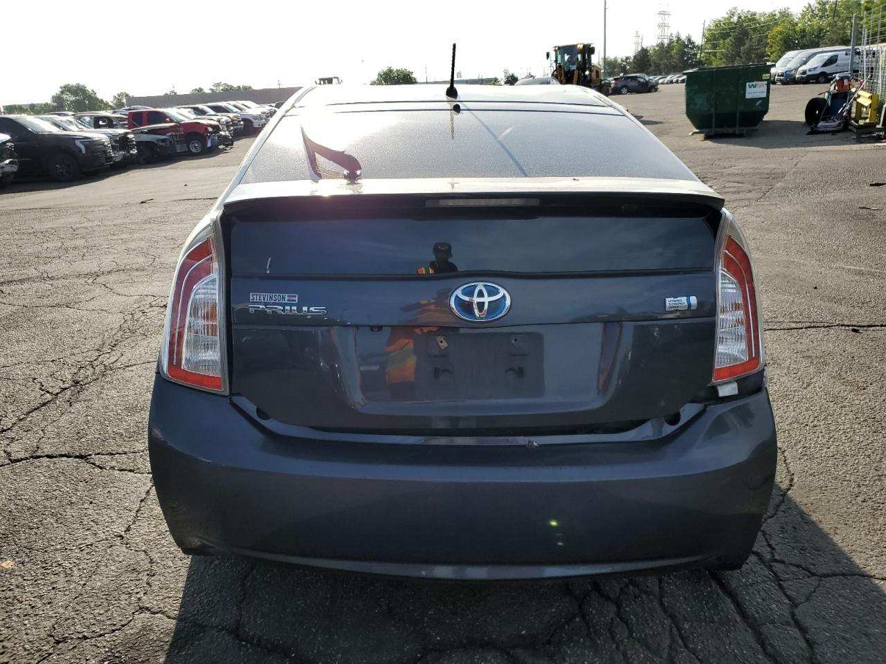 2015 Toyota Prius Gray vin: JTDKN3DU8F0453820